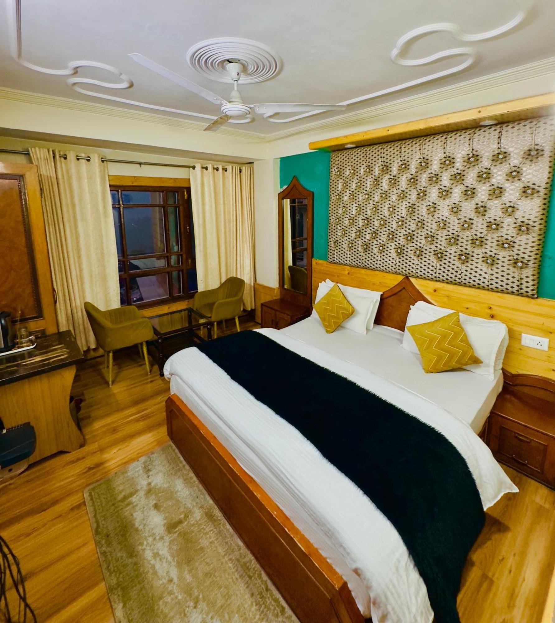 Apple Regency 3* Shimla