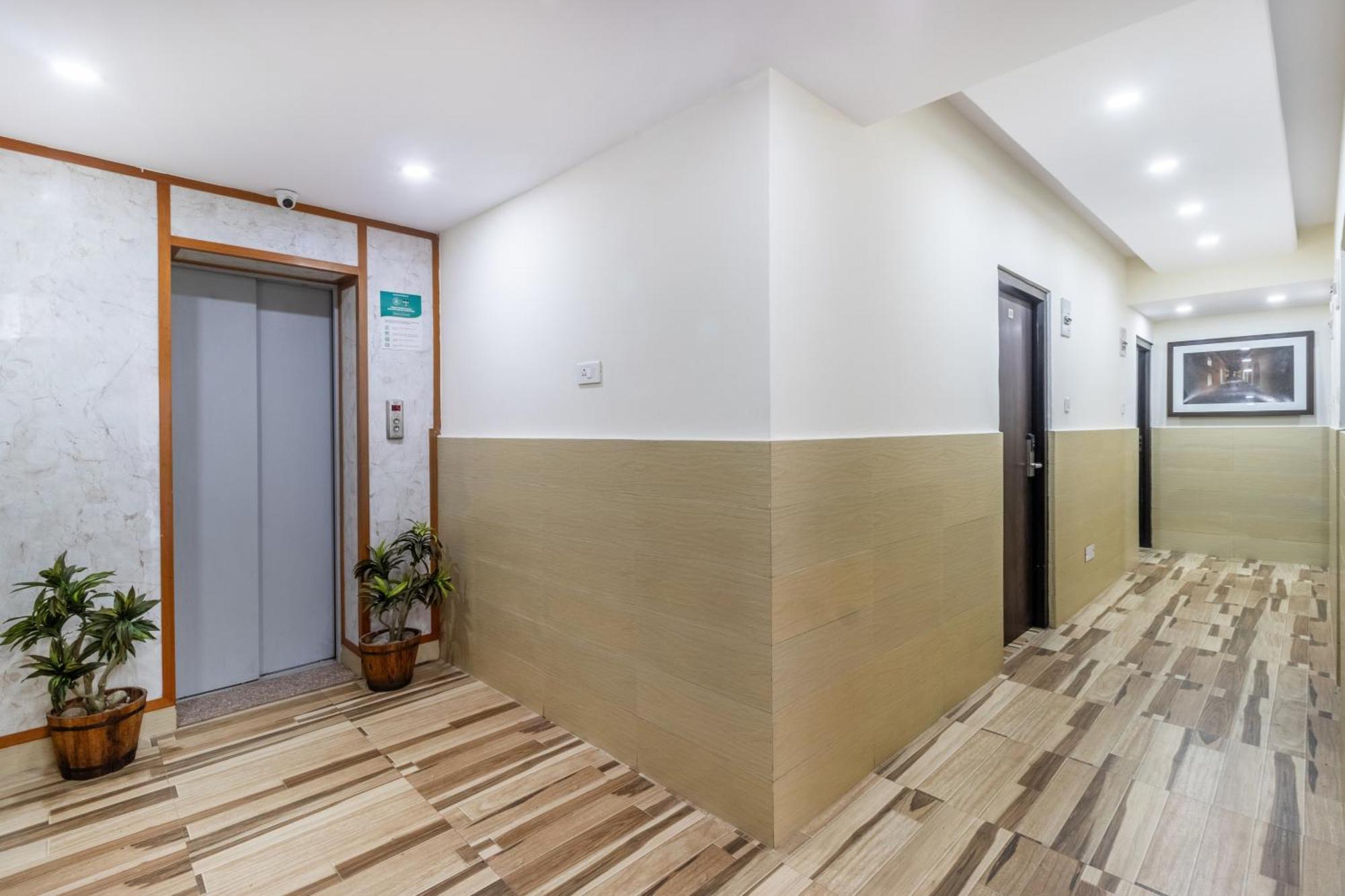 Hotel Treebo Maharaja, Near Mall Road Shimla
