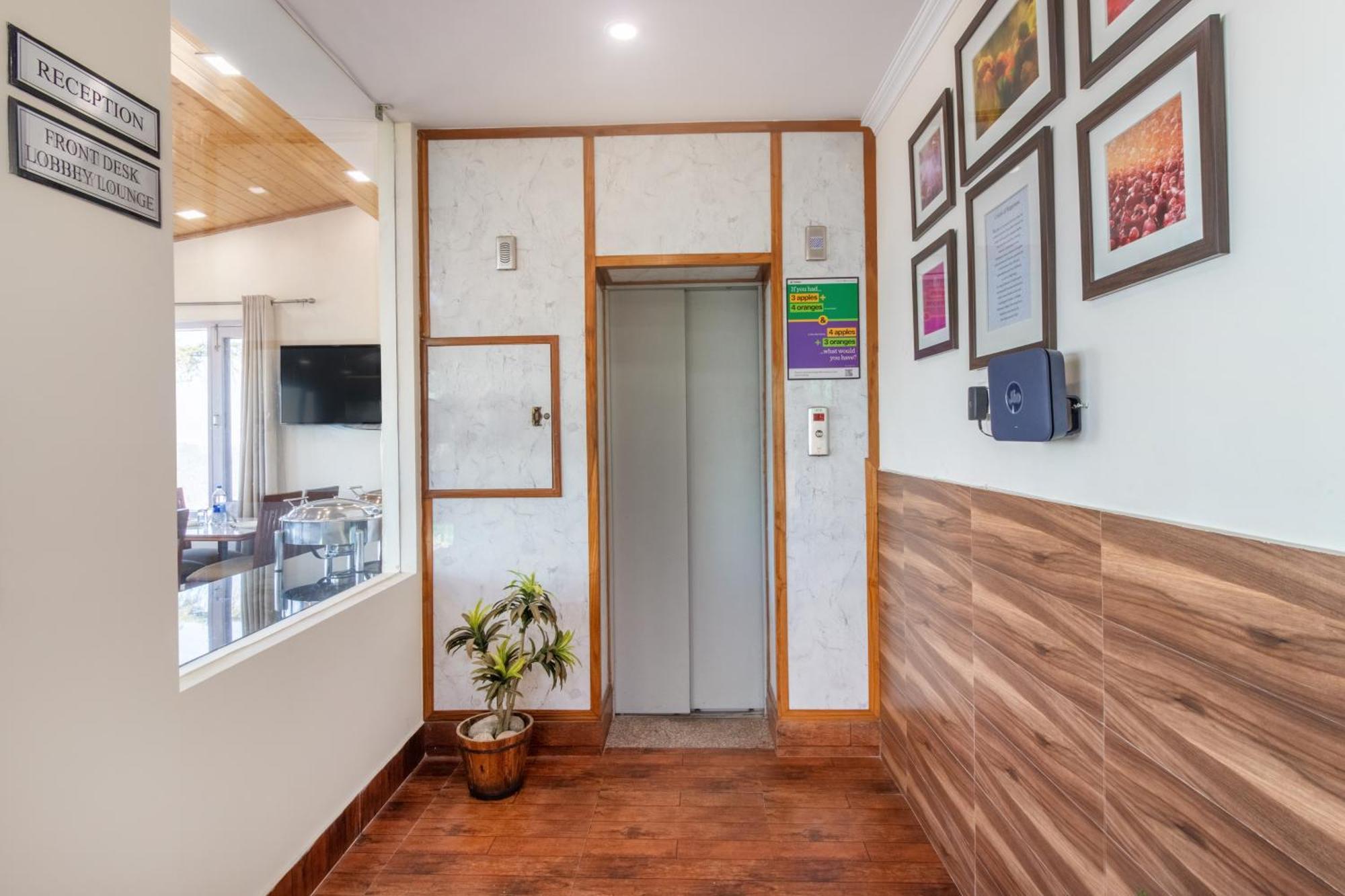 Treebo Maharaja, Near Mall Road 3* Shimla