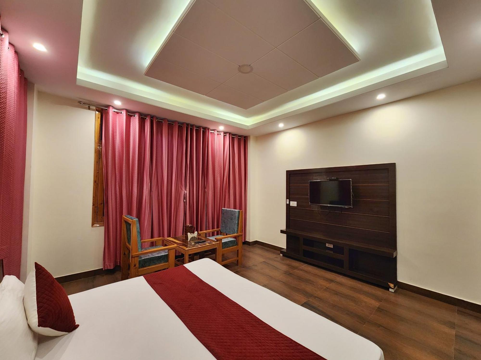 Royal Cedar Homestay