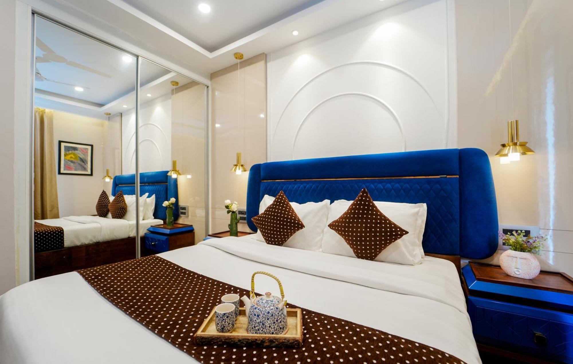 White Breeze 2bhk