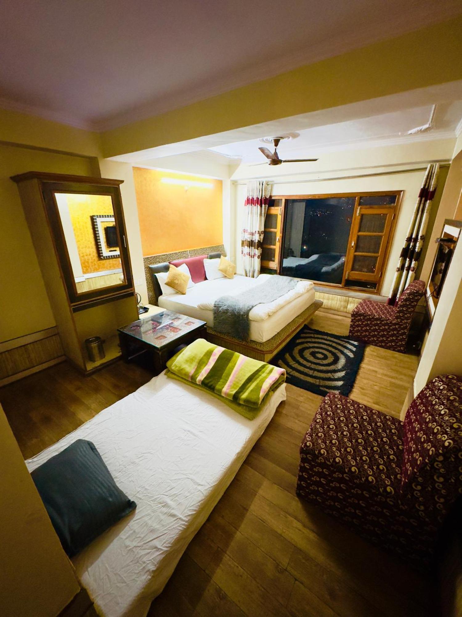 Hotel Apple Regency
