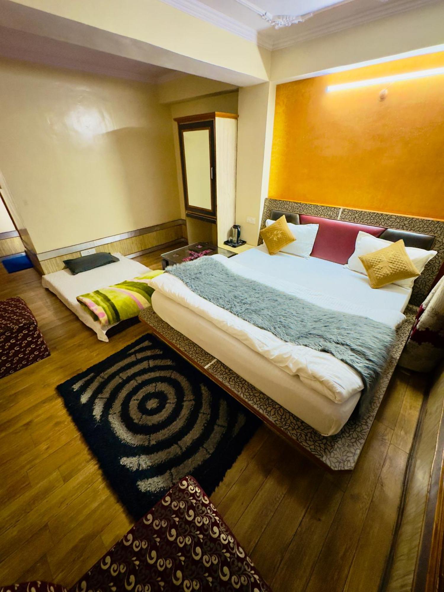 Hotel Apple Regency Shimla