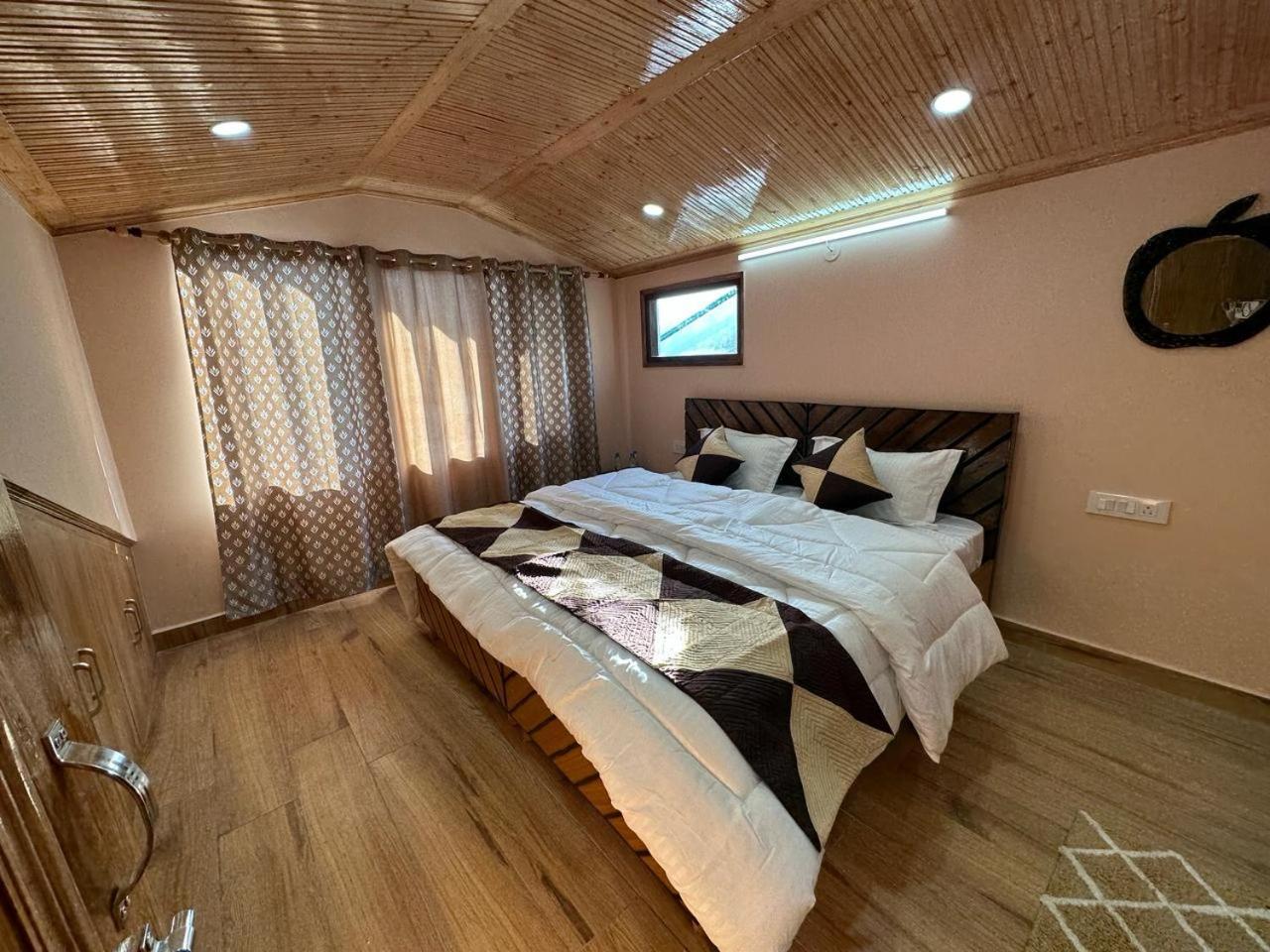 Nav Nidhi Bed & Breakfast