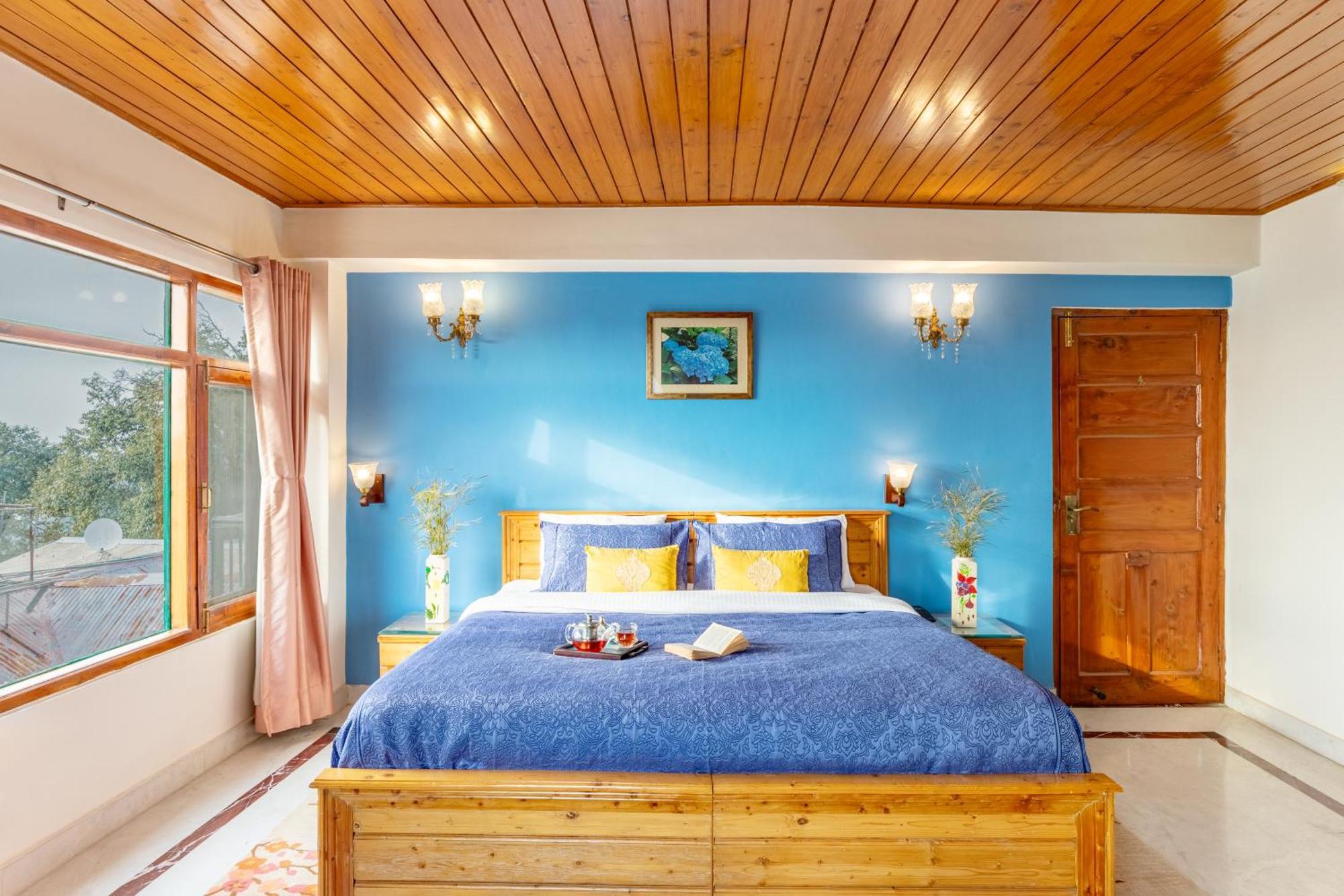 Alaya Meridian Oak, Shimla