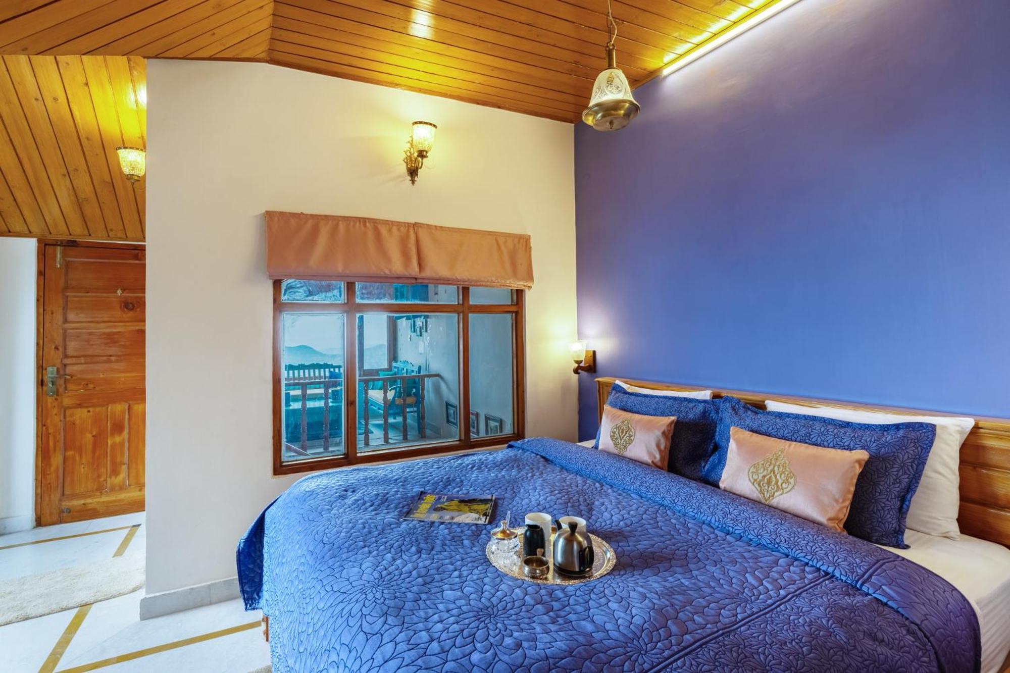 Hotel Alaya Meridian Oak,