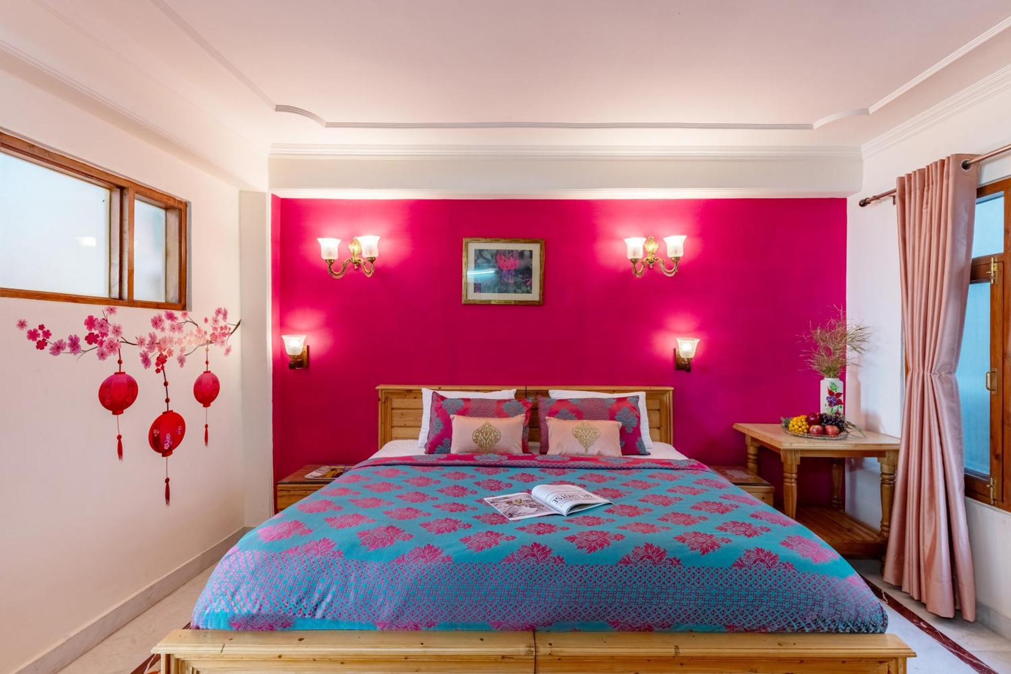 Alaya Meridian Oak, Hotel 4*
