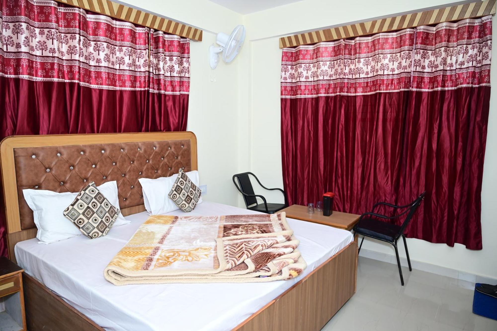 Bed & Breakfast Krishna Near Mall Road