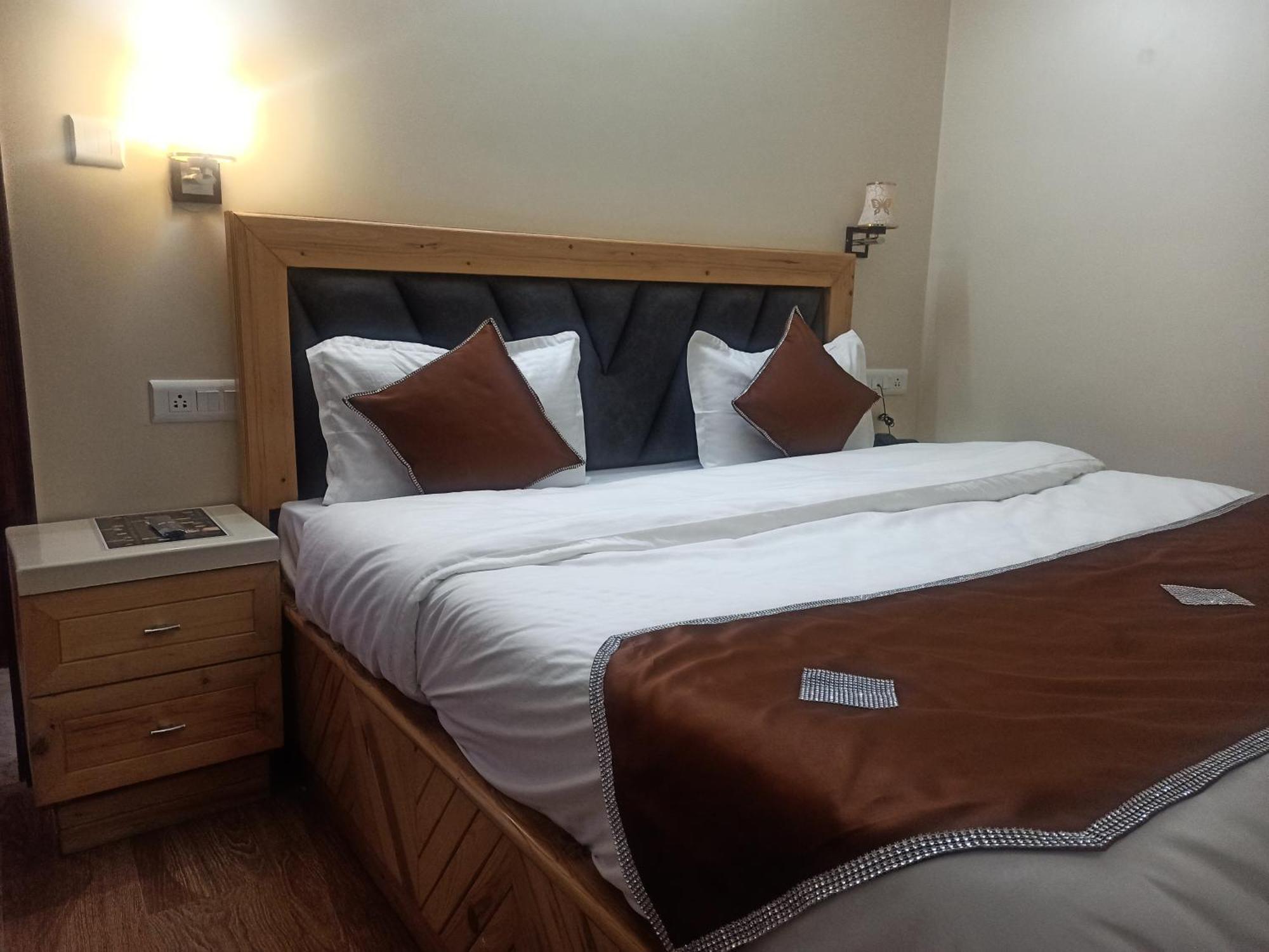 Uphar Hotel