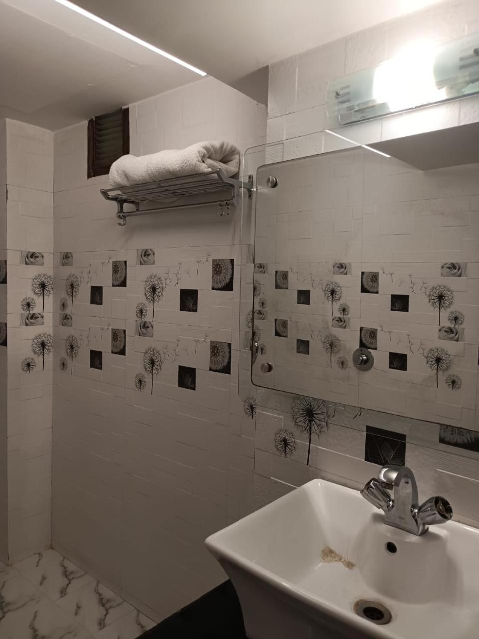 Hotel Zoz Sm1