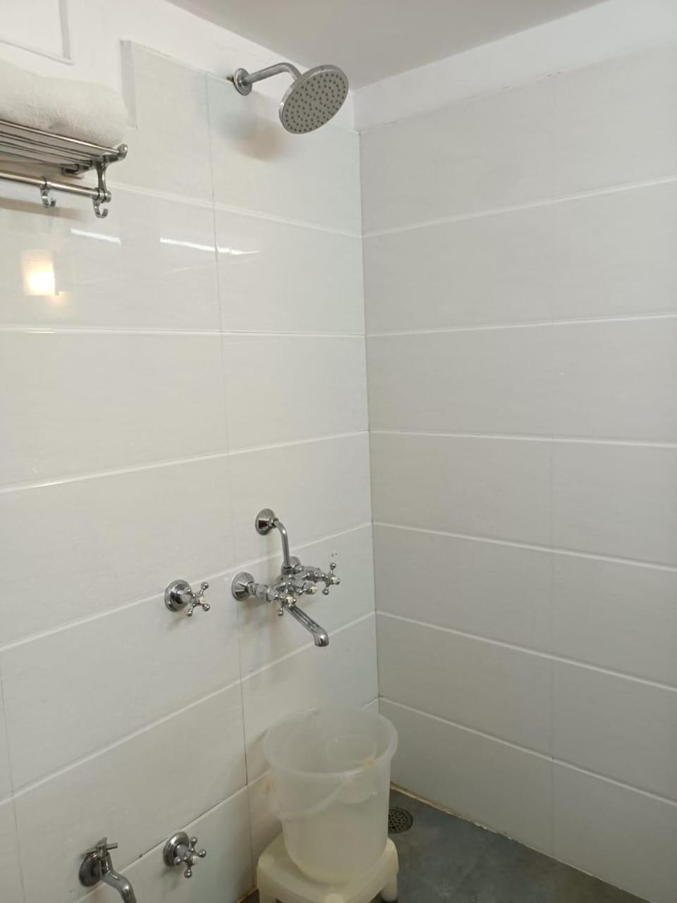Hotel Zoz Sm1 Shimla