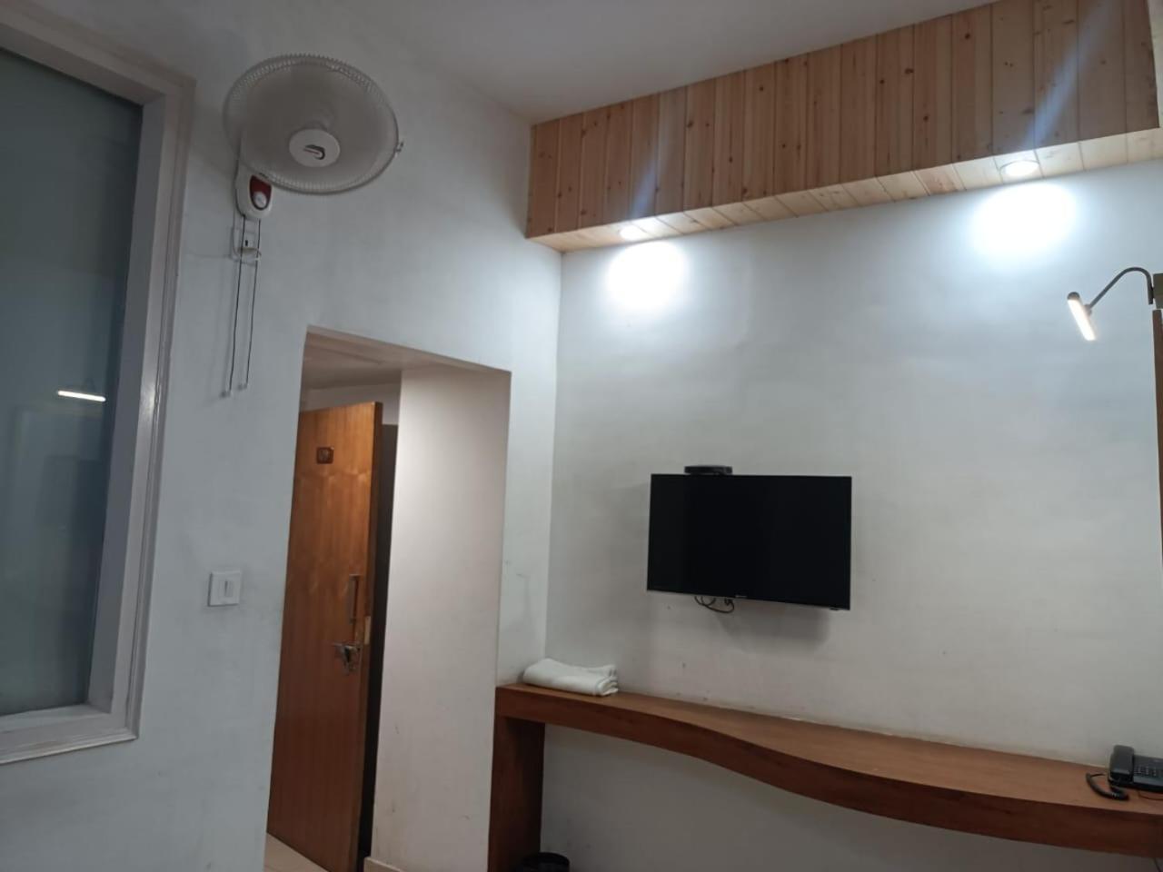 Zoz Hd Hotel 3*