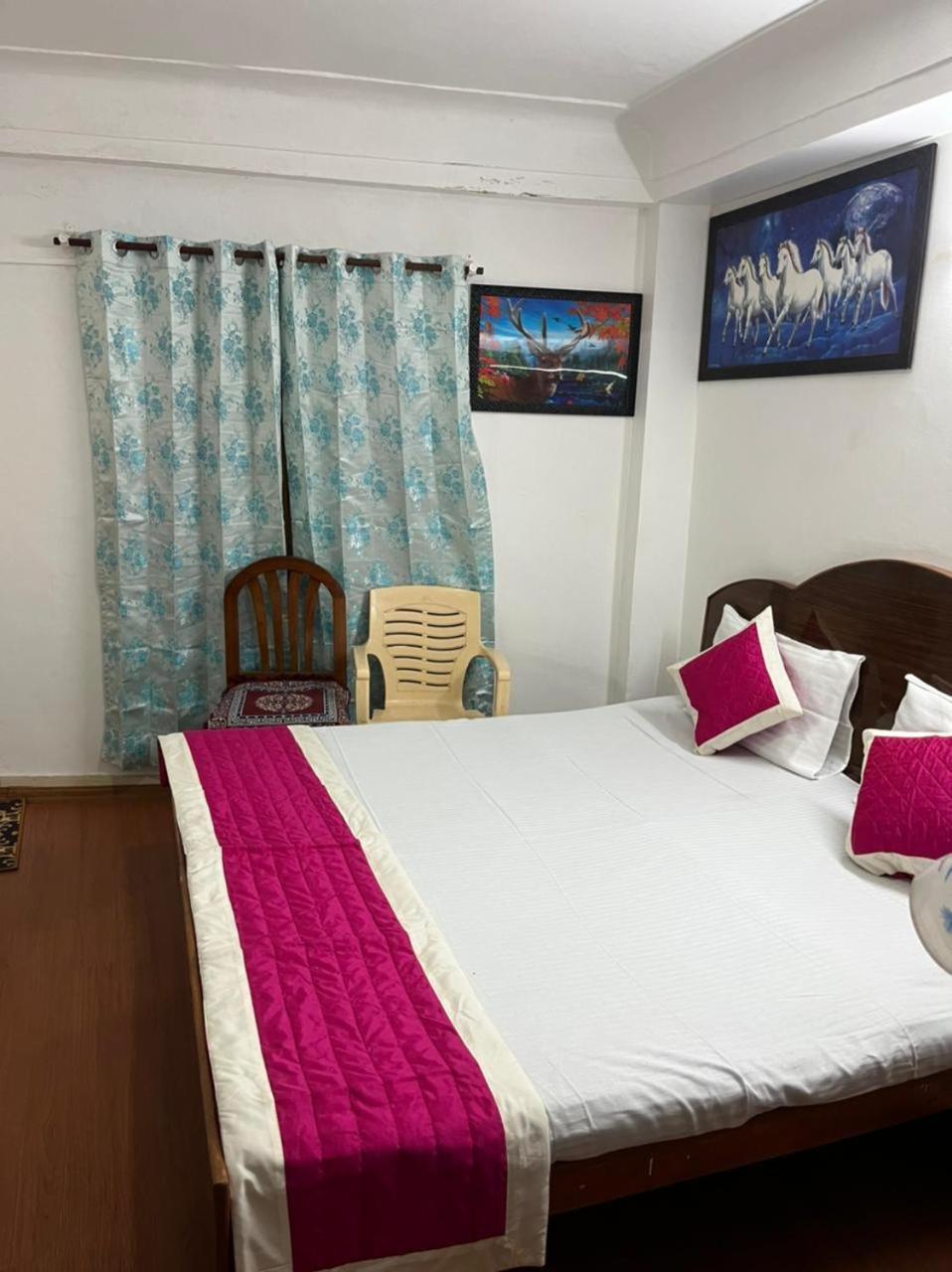New Mahavir Bed & Breakfast *
