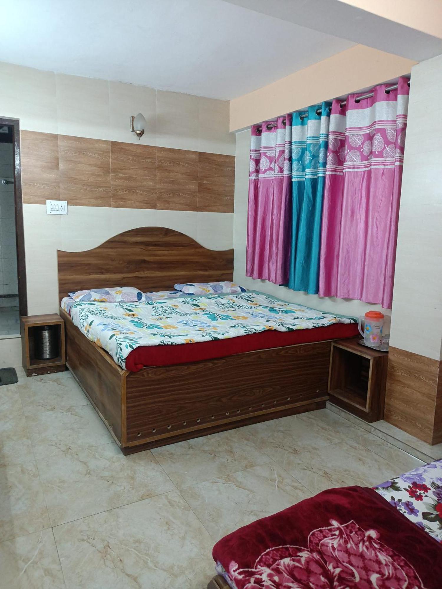 Zoz Sm5 Hotel 2*