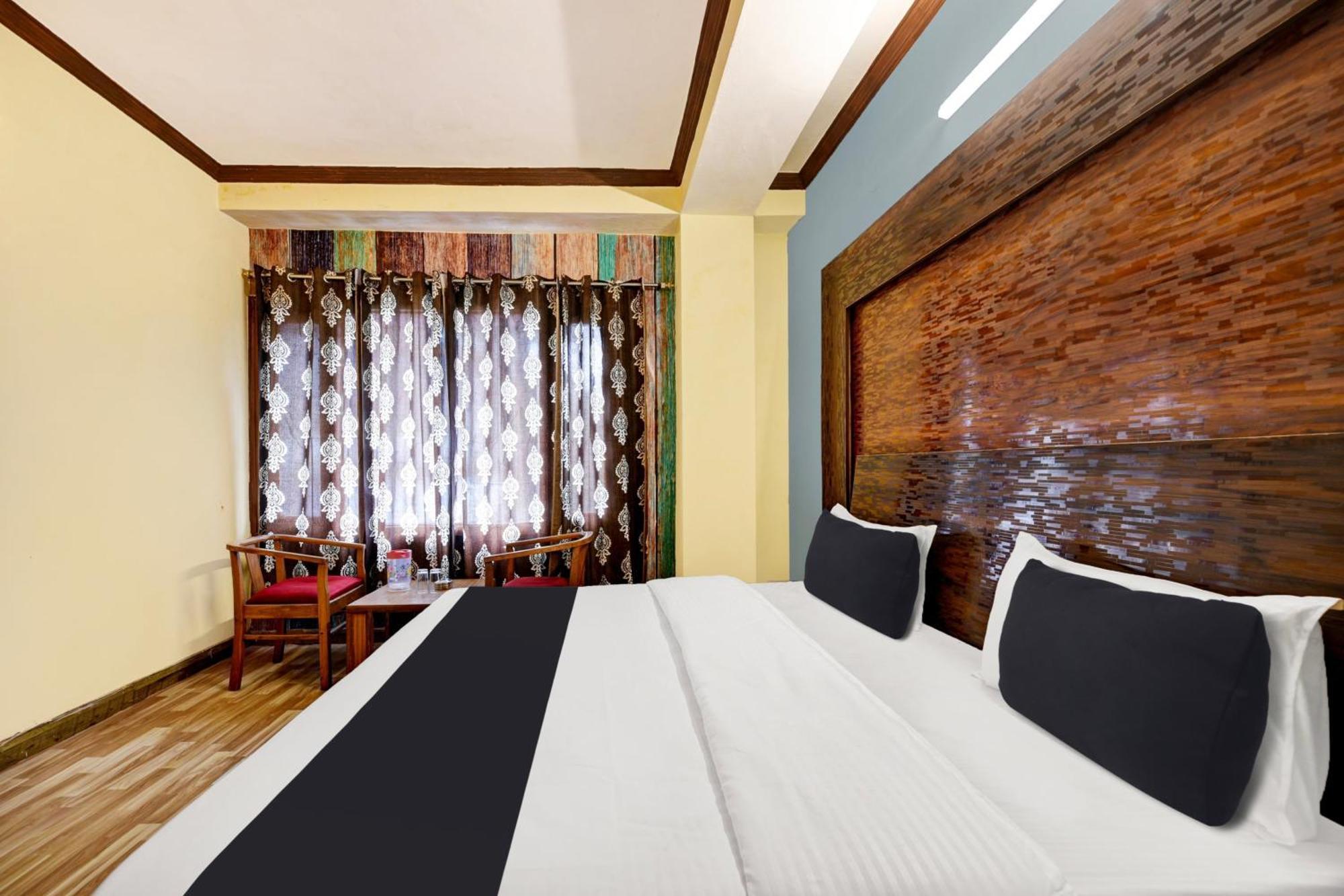 Hotel O Tara Regency