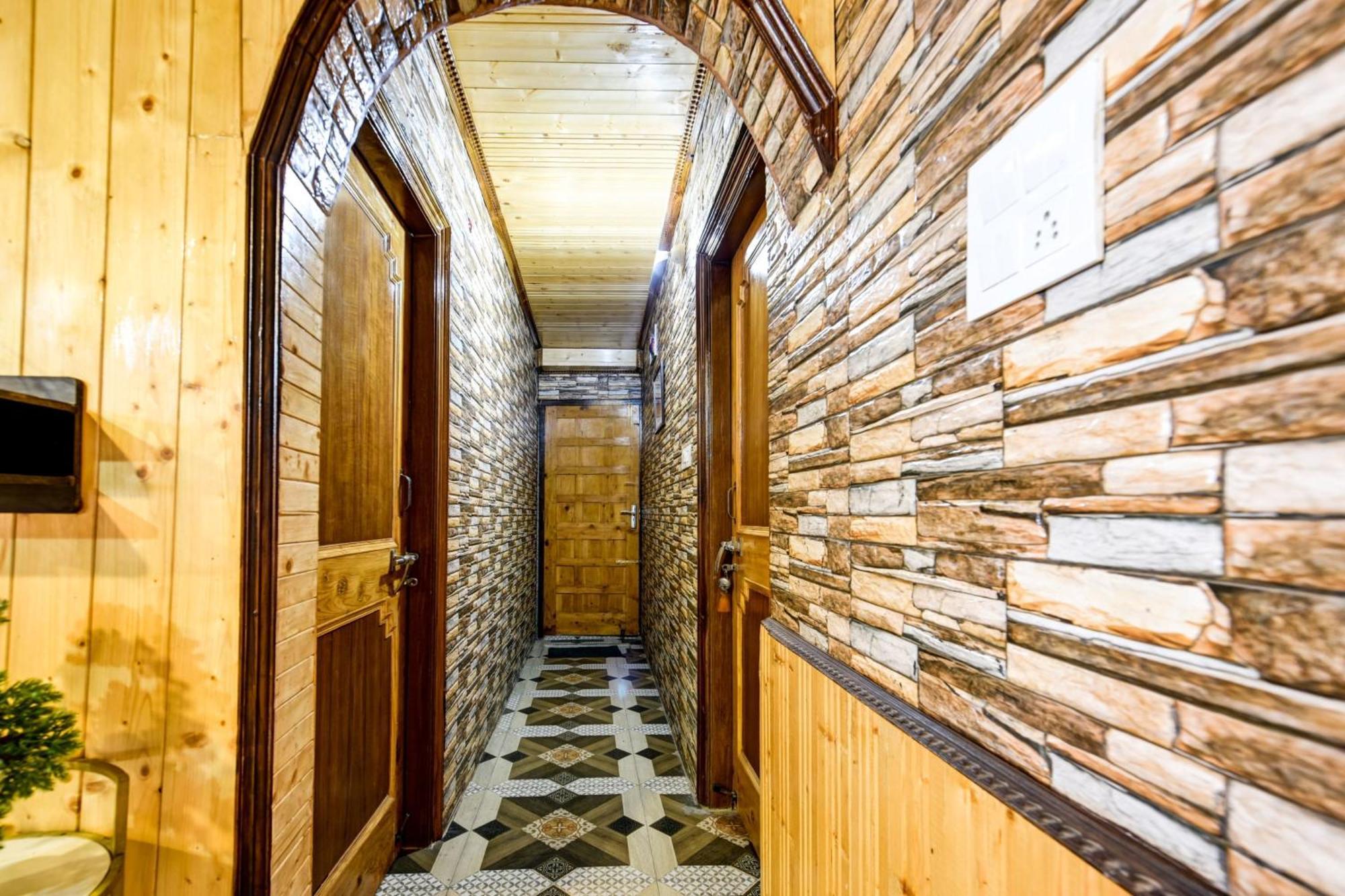 Hotel Hotel O Kanlog Near Isbt Shimla Formerly Pine View Homestay Shimla