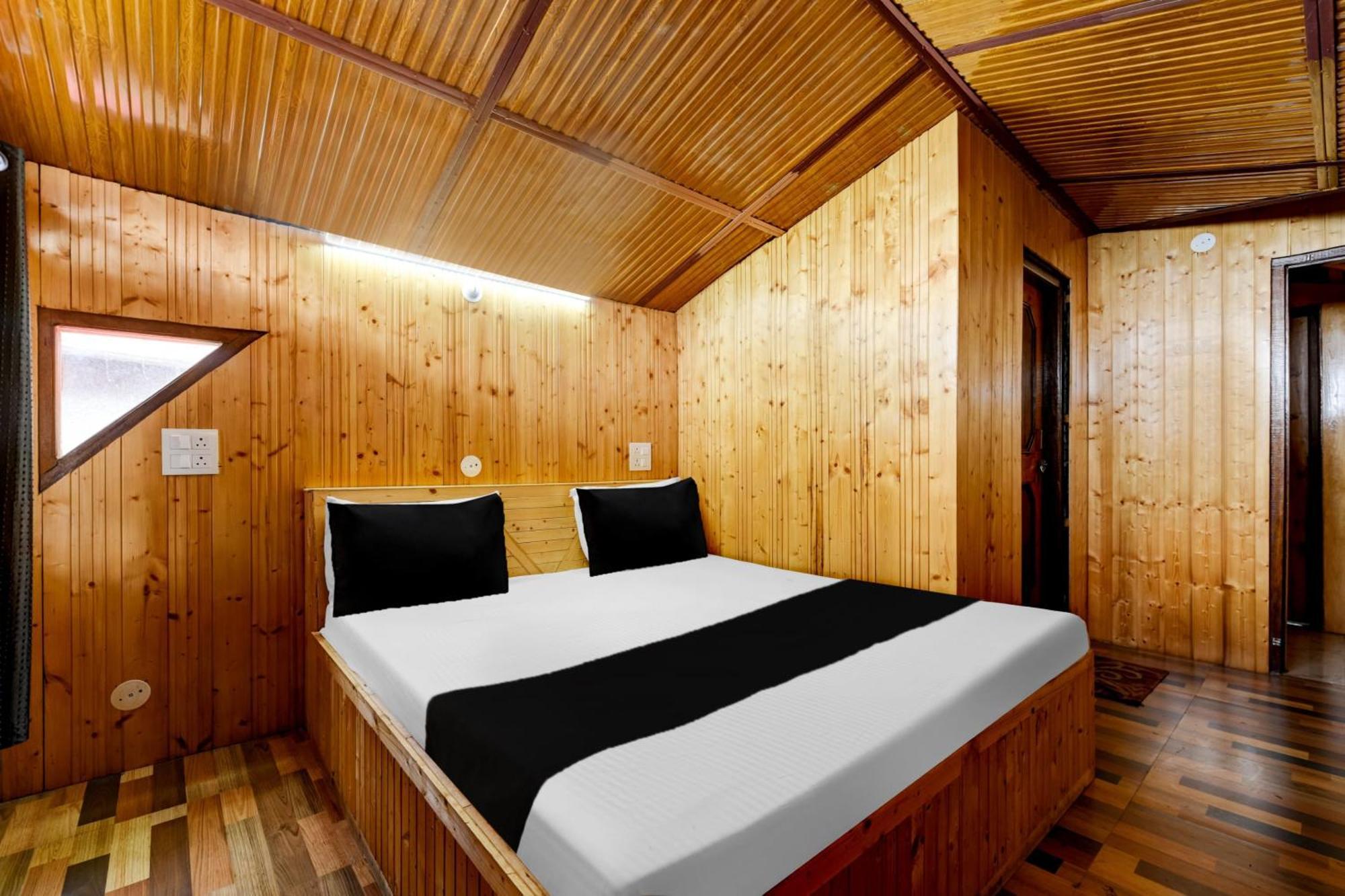 Hotel O Kanlog Near Isbt Shimla Formerly Pine View Homestay