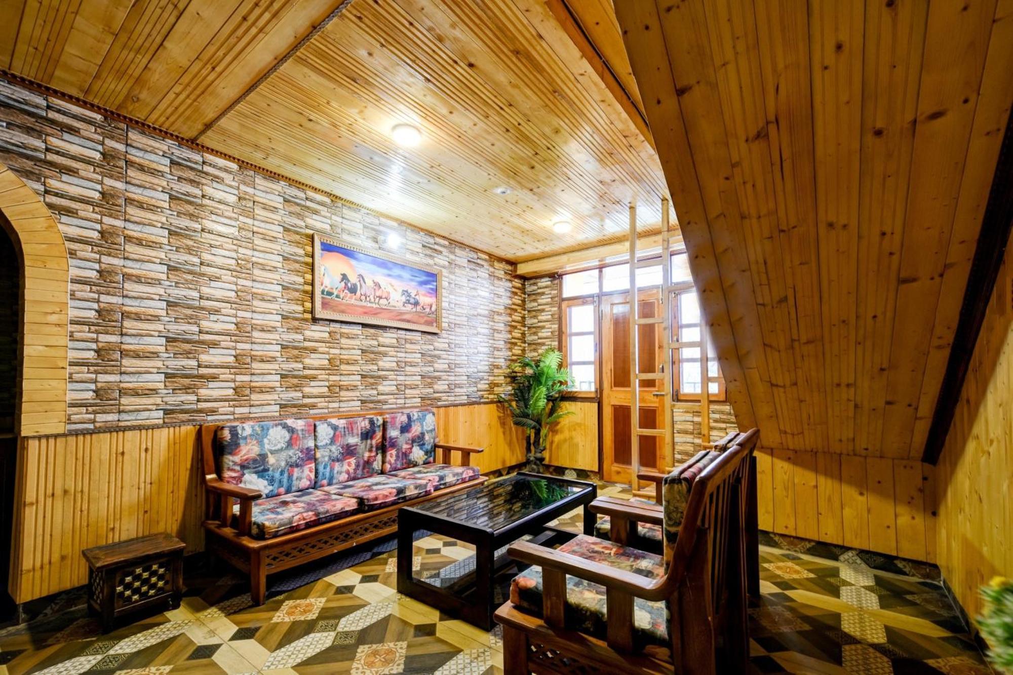 Hotel O Kanlog Near Isbt Shimla Formerly Pine View Homestay Hotel