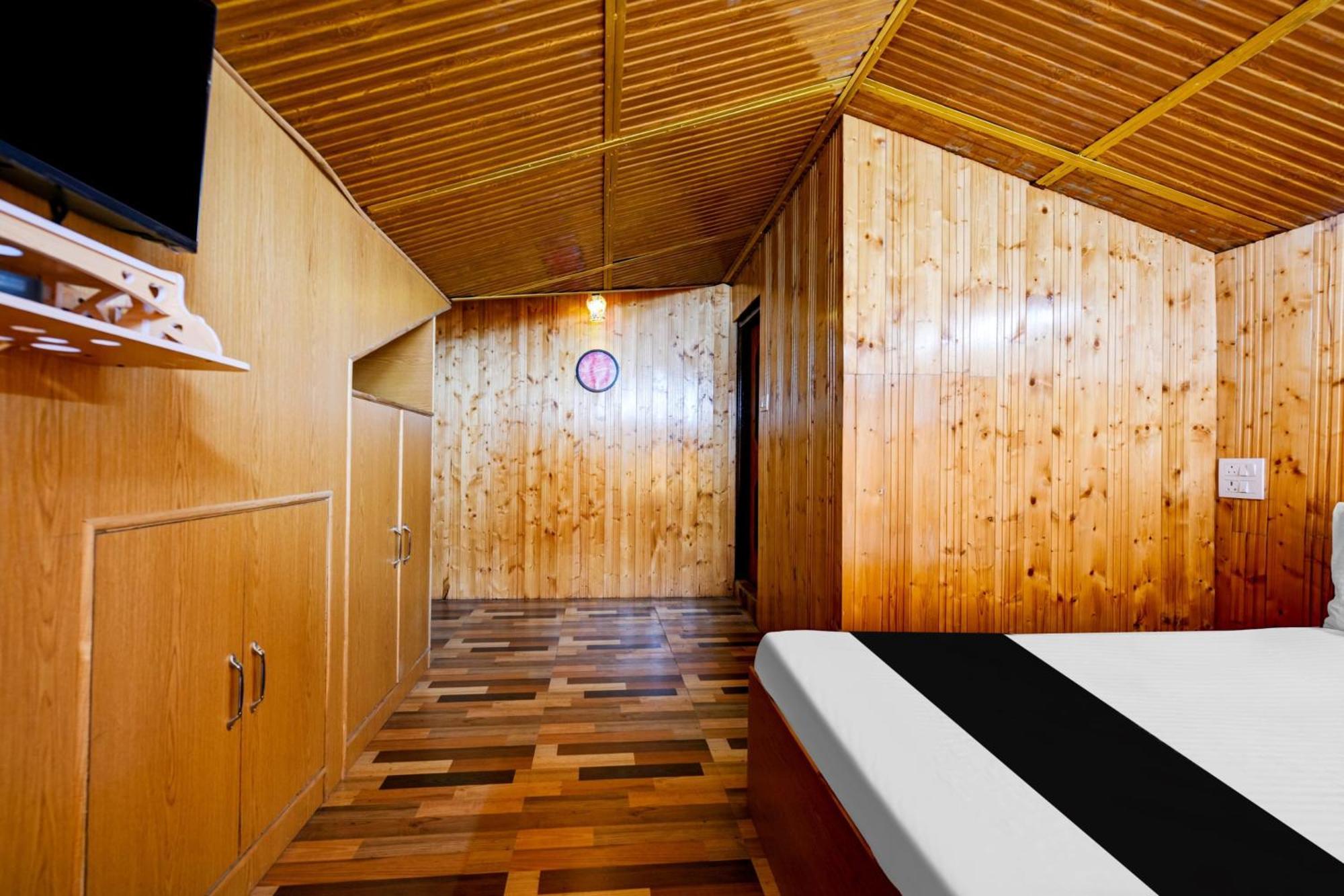 Hotel O Kanlog Near Isbt Shimla Formerly Pine View Homestay 4* Shimla