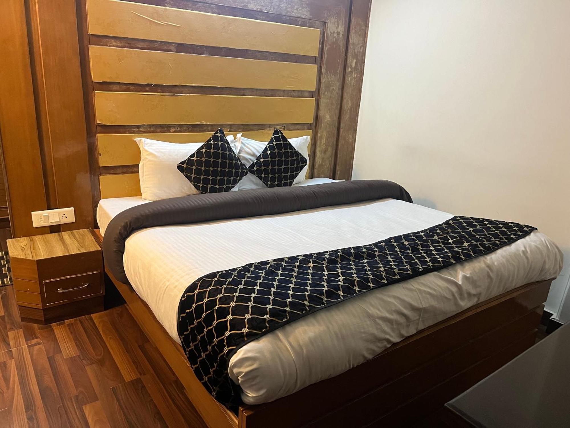 Wintry Homes 5 Bhk Shimla