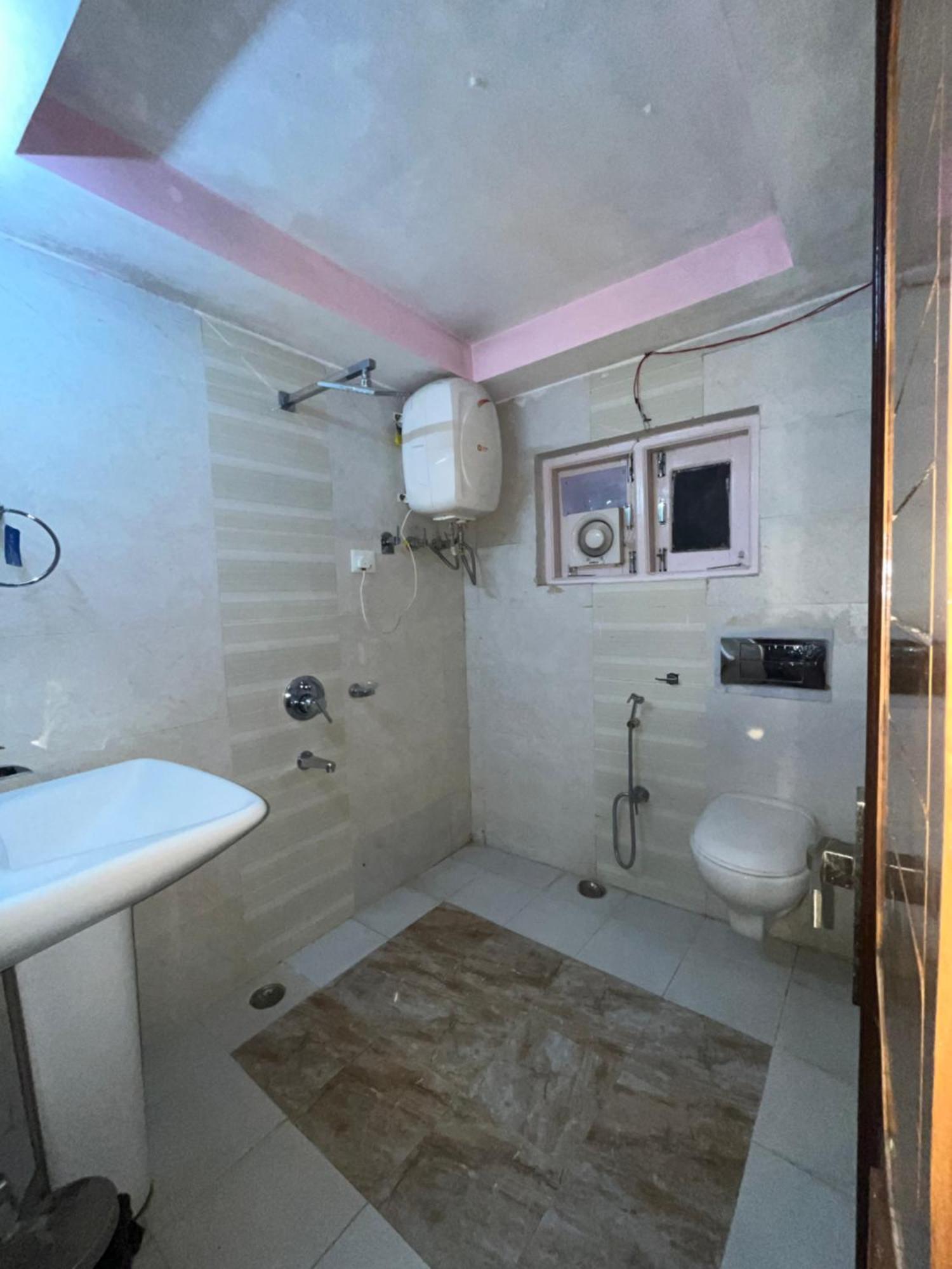 Wintry Homes 5 Bhk * Shimla