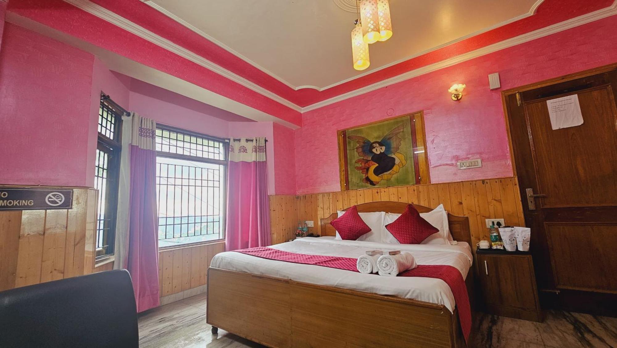 Mount View Homestay *