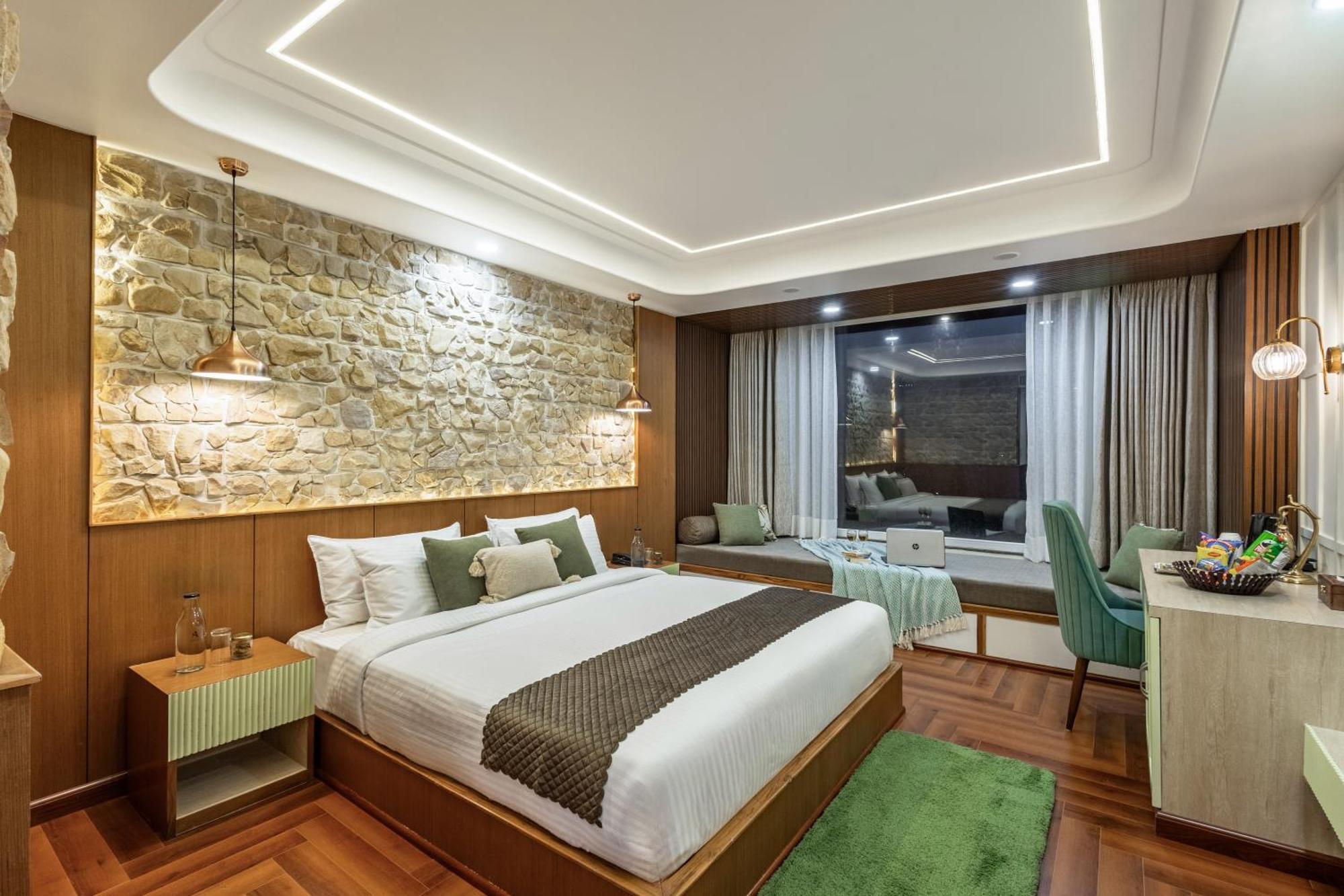 Alaya 3 Bhk With Garden - Evaara Woods Breeze Shimla