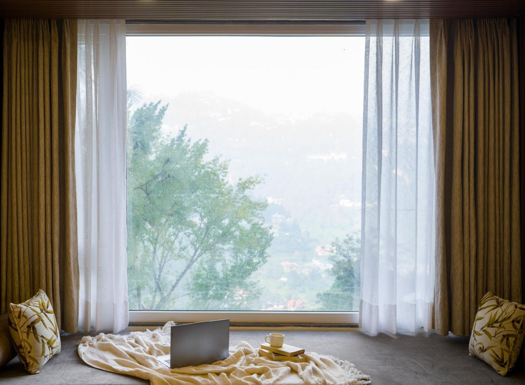 Alaya 3bhk With Garden -evaara Woods Ridge Apartment Shimla