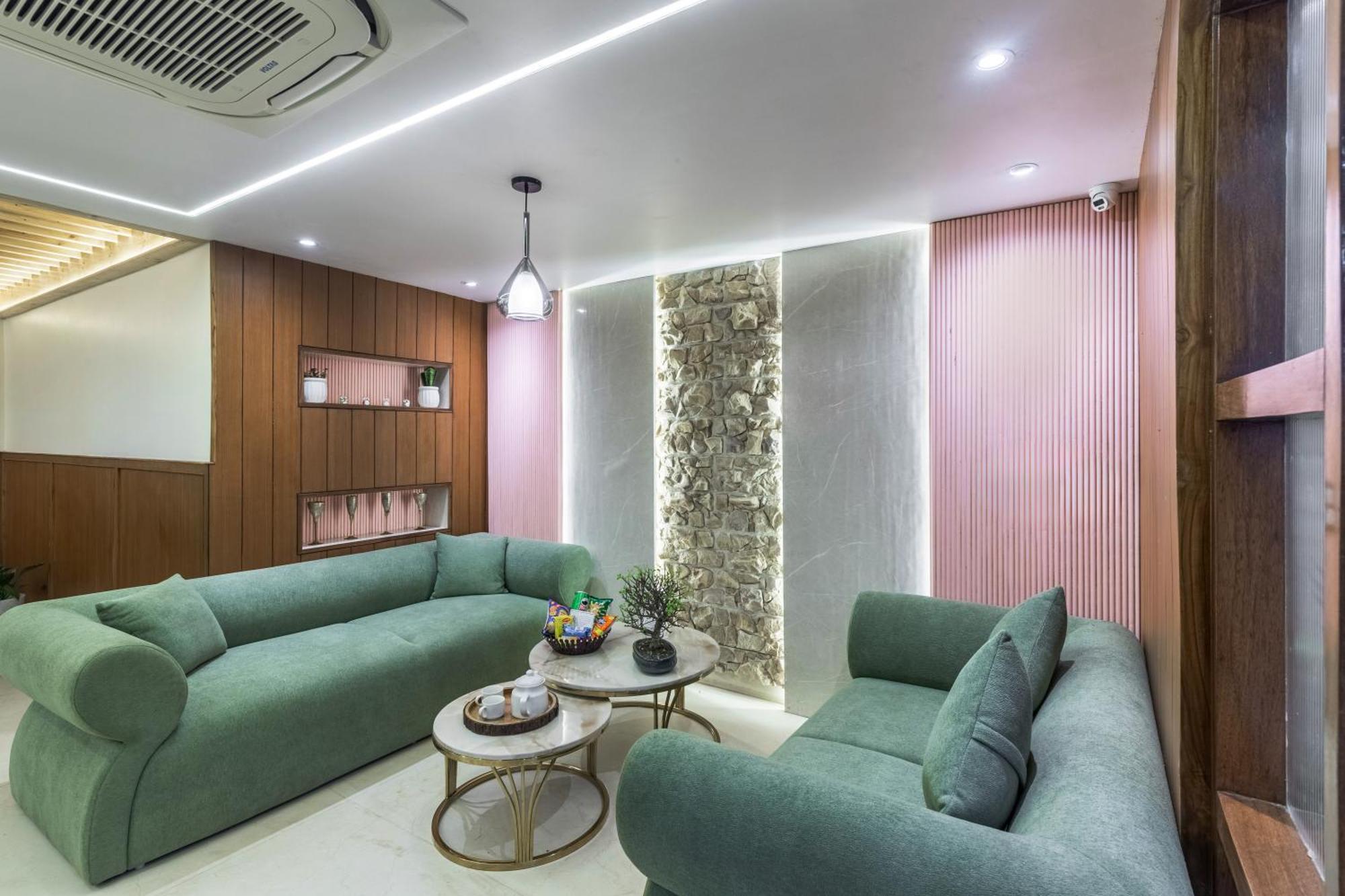 Alaya 3bhk With Garden -evaara Woods Ridge Apartment *