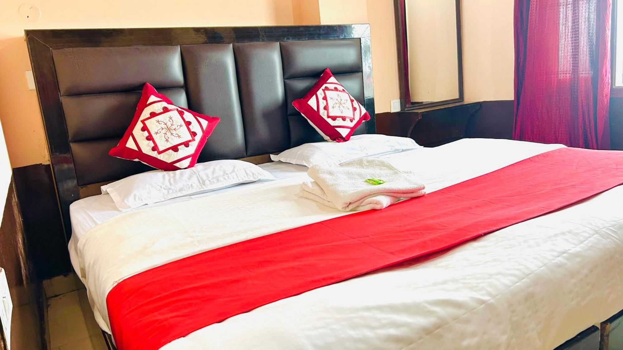 Hanu Vatika The Family Choice Homestay