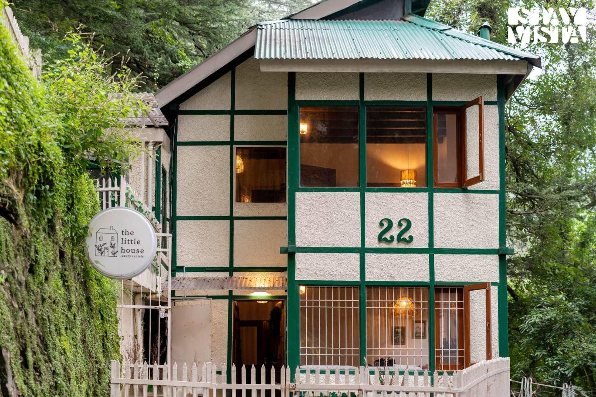 Stayvista At The Little House Villa Shimla
