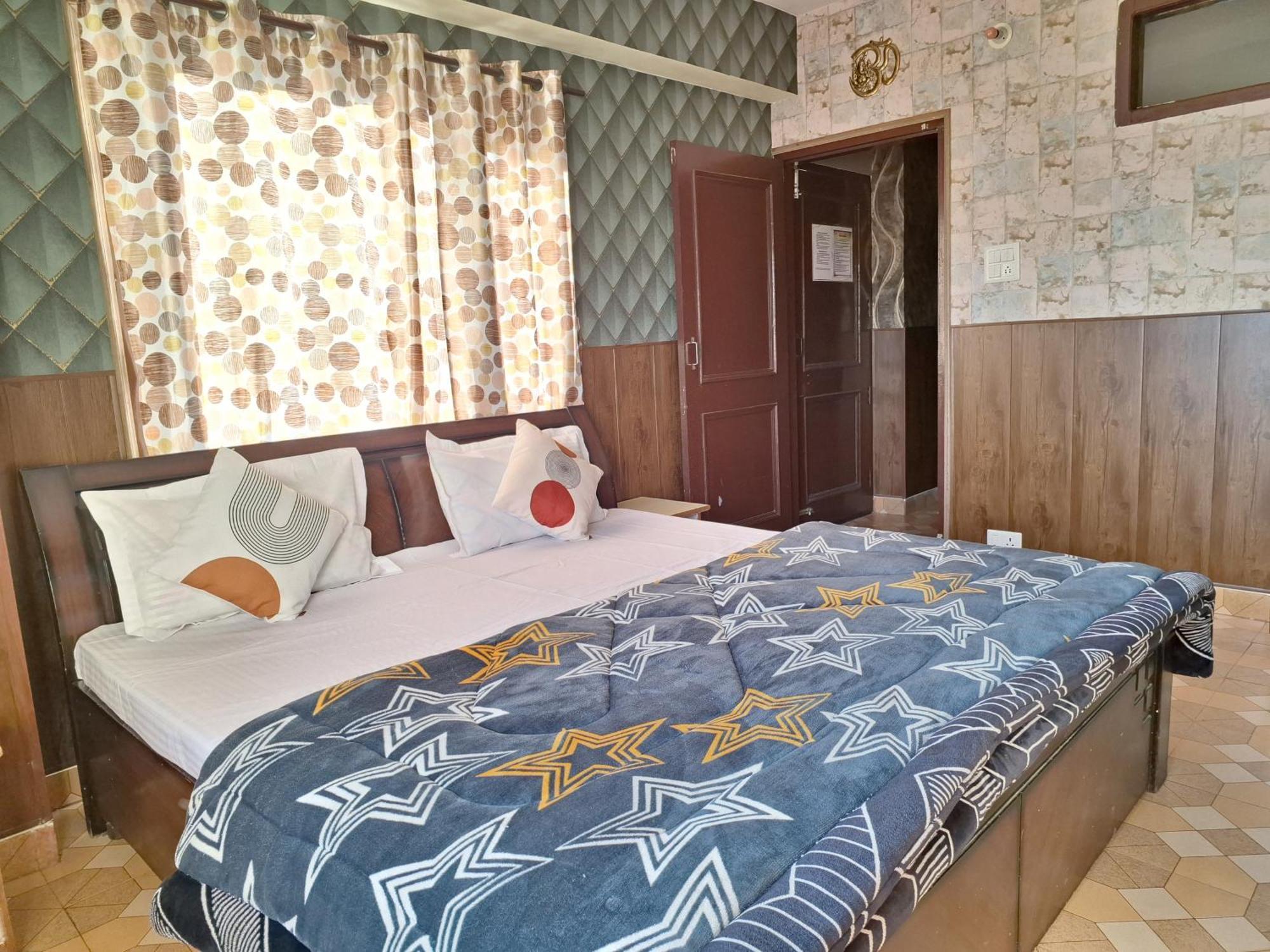 Anand Niketan Apartment
