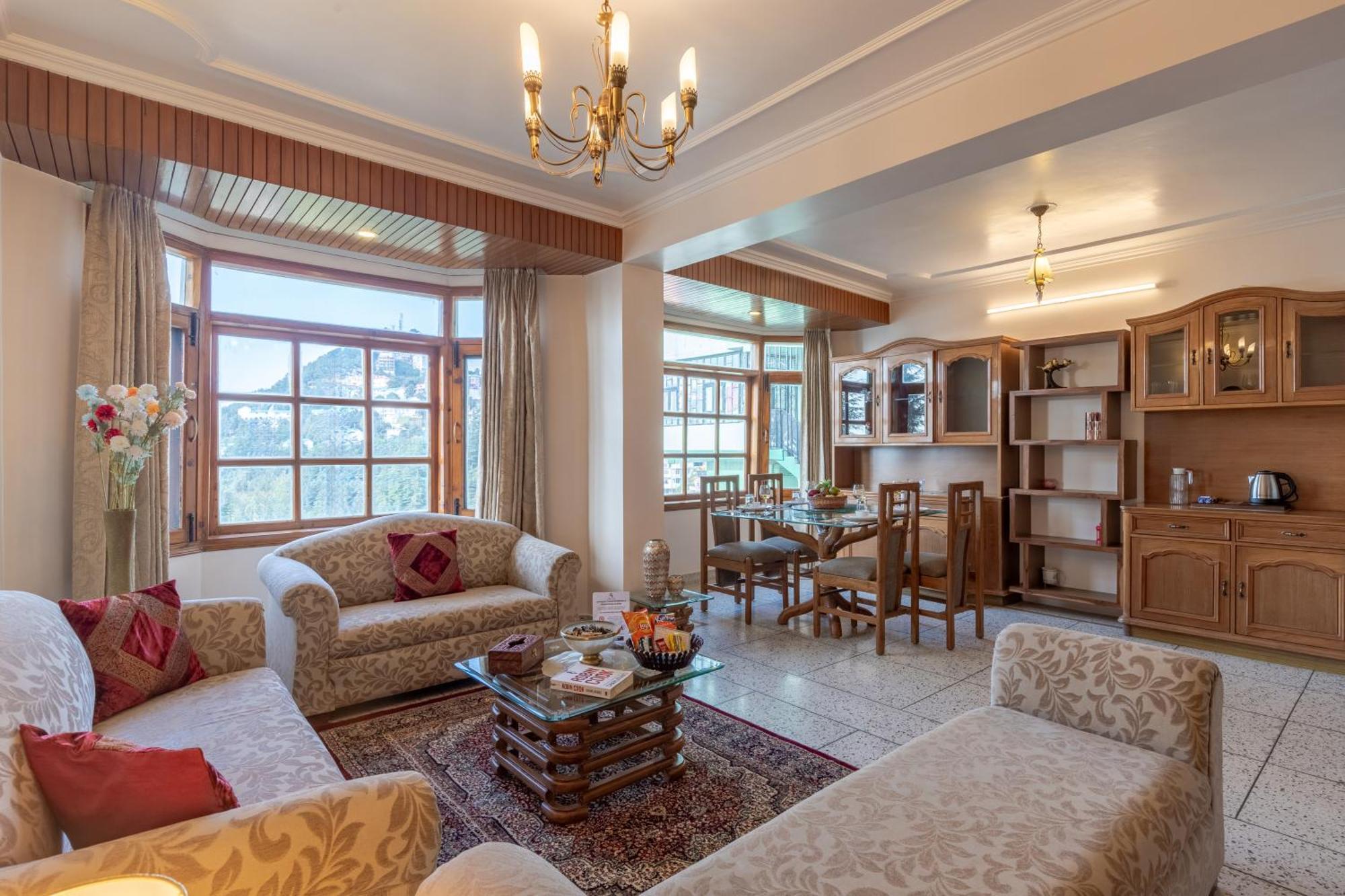 Elivaas 2 Bhk With Hills View & Restaurant - Hemkunj Bloom