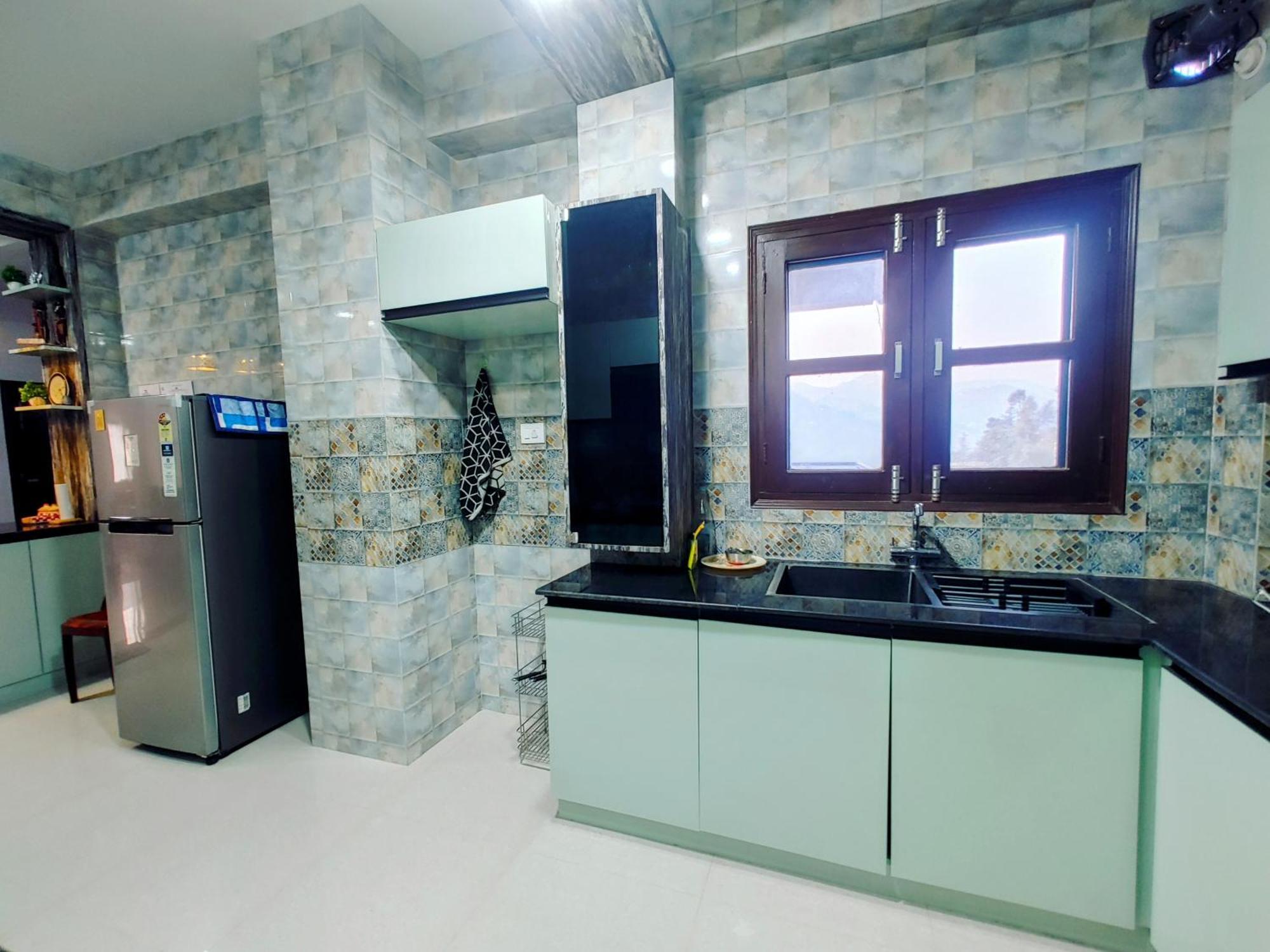 Whispering Meadows U Get Entire 3 Bhk * Shimla