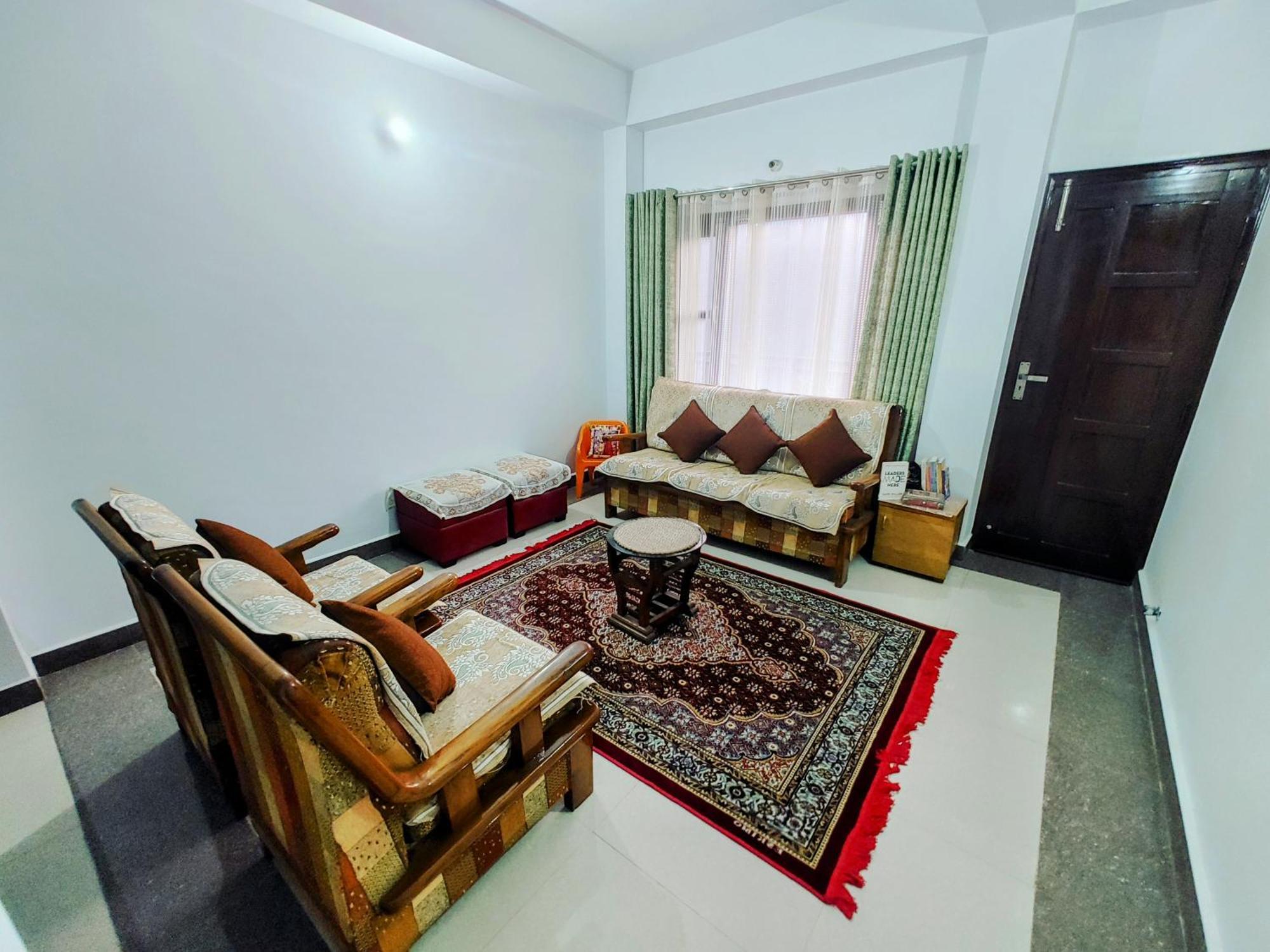 Whispering Meadows U Get Entire 3 Bhk Apartment