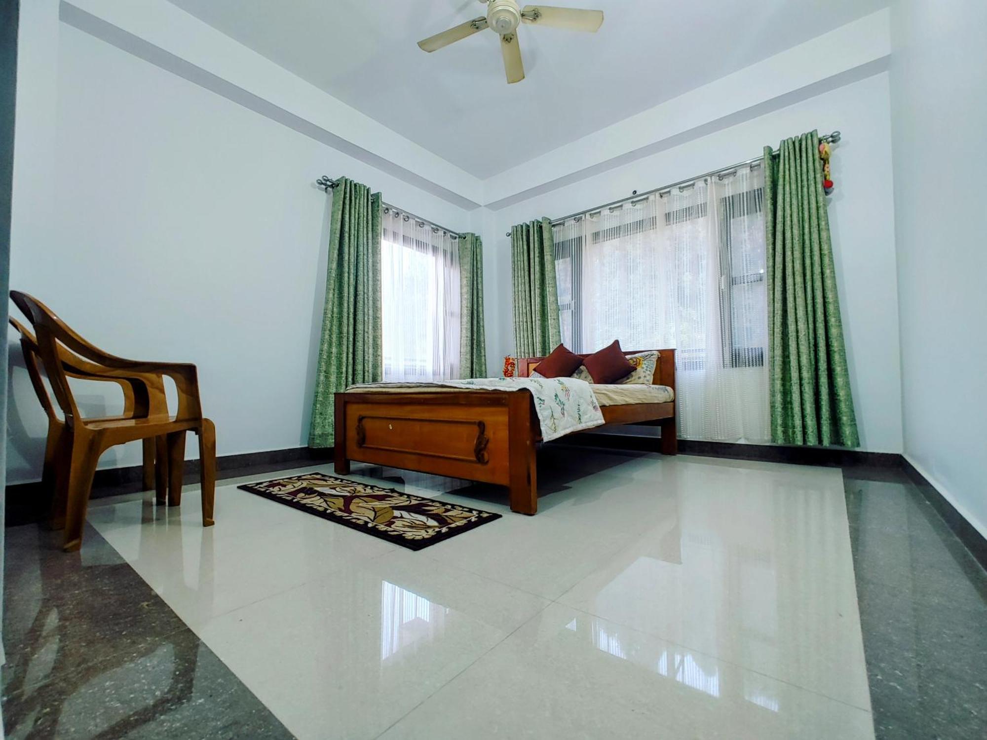 Whispering Meadows U Get Entire 3 Bhk Shimla