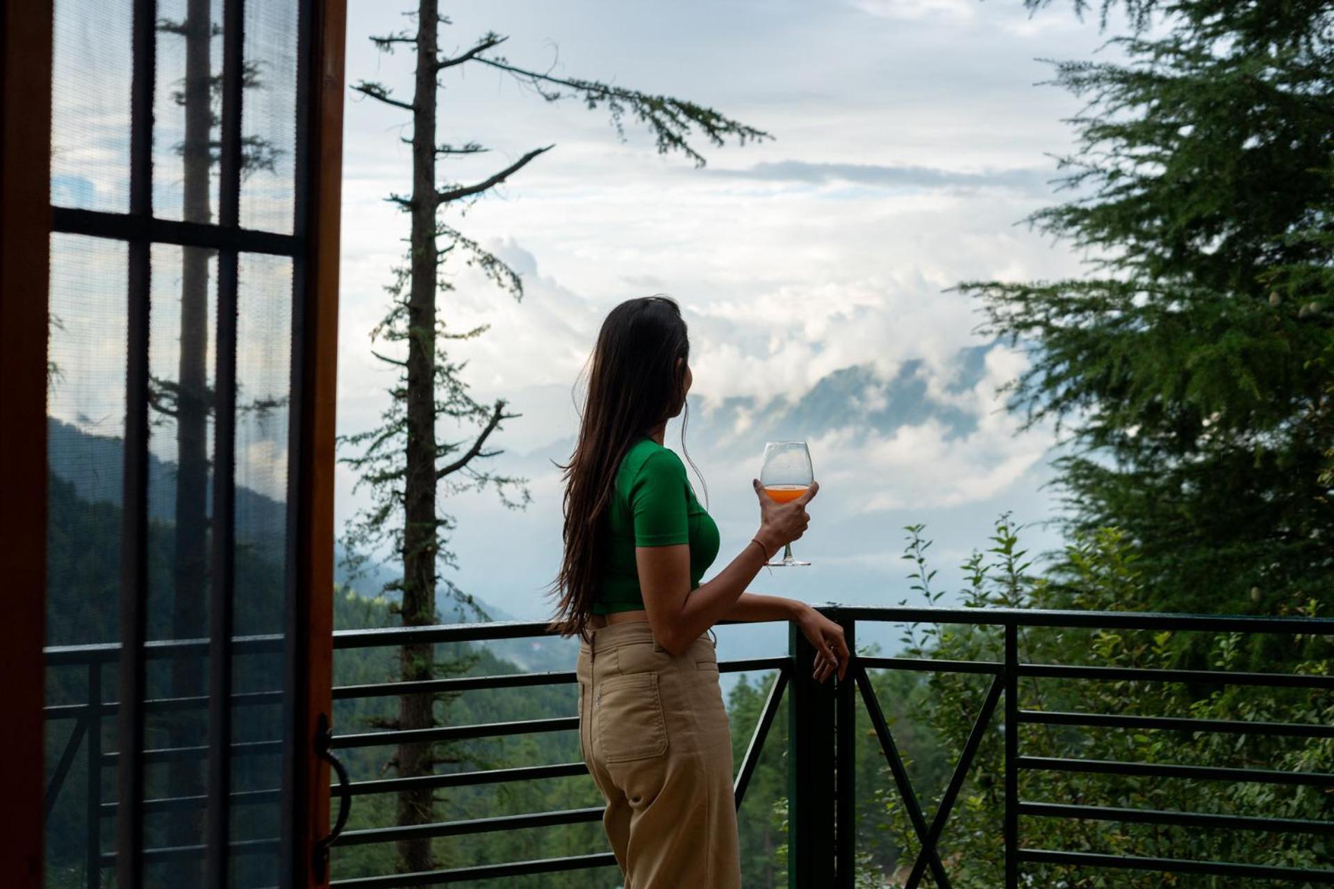 Stayvista At Wood House Retreat Shimla