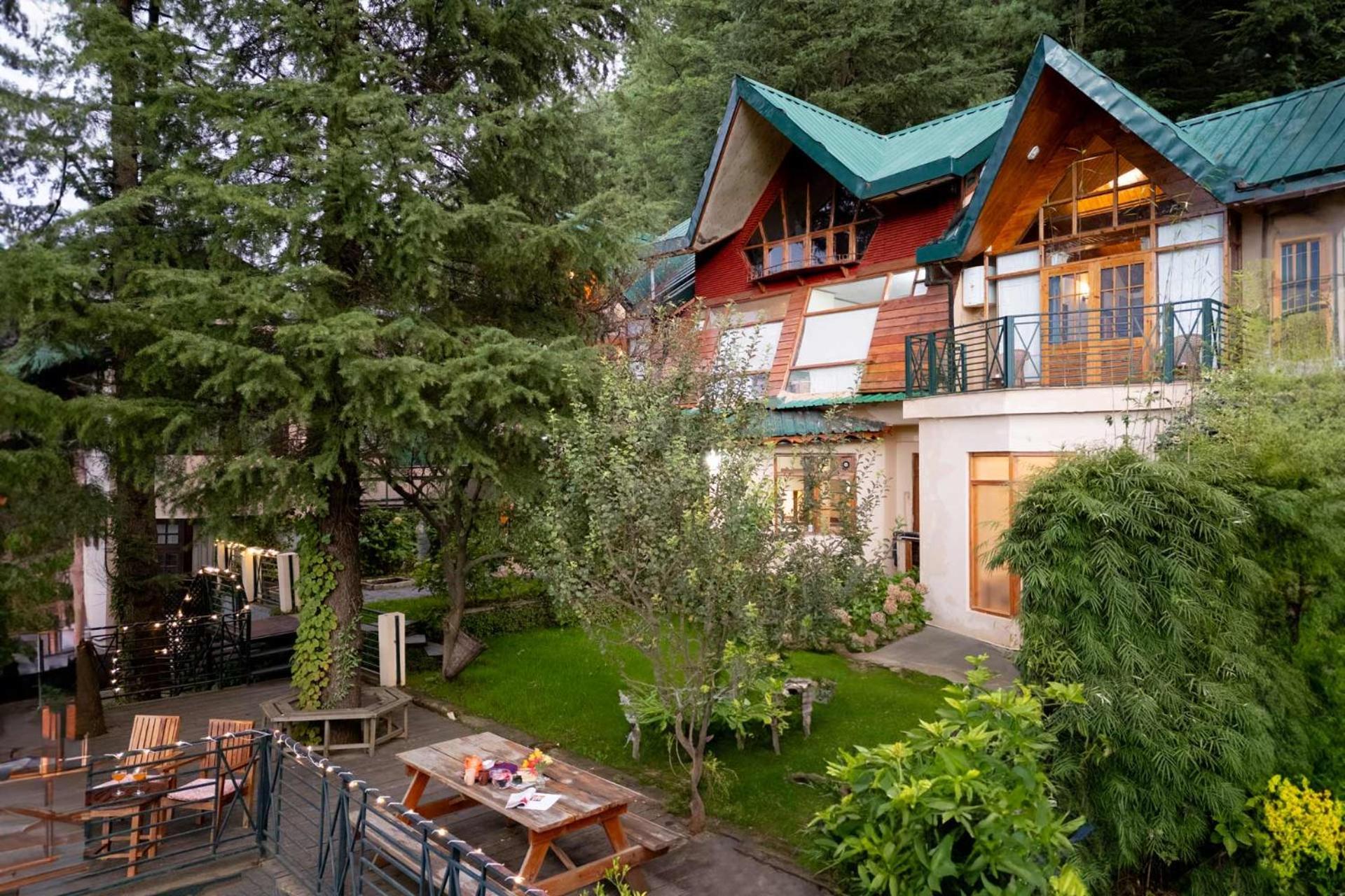 Villa Stayvista At Wood House Retreat *