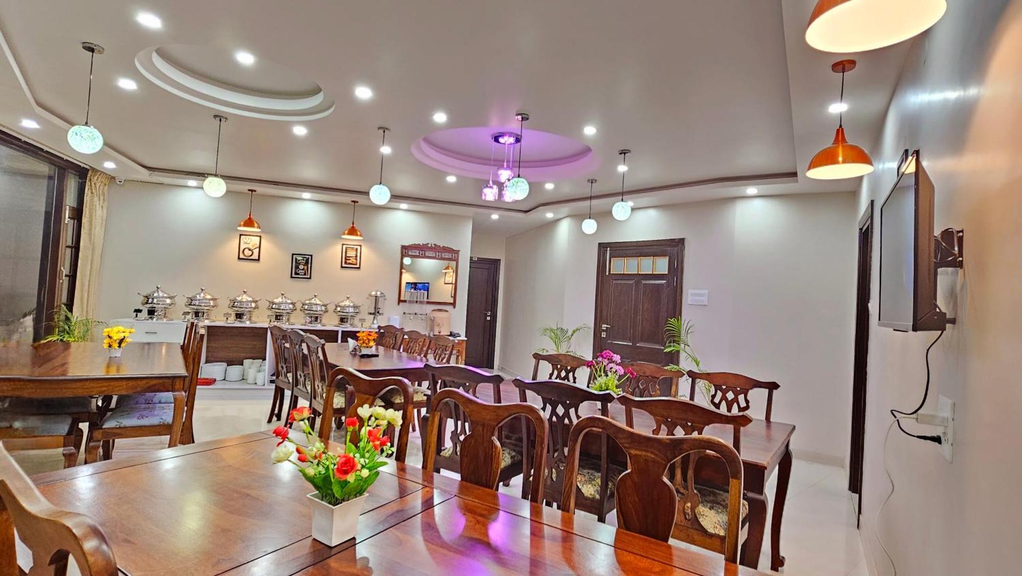 Hotel Hydrangea Heights By Ptw Shimla