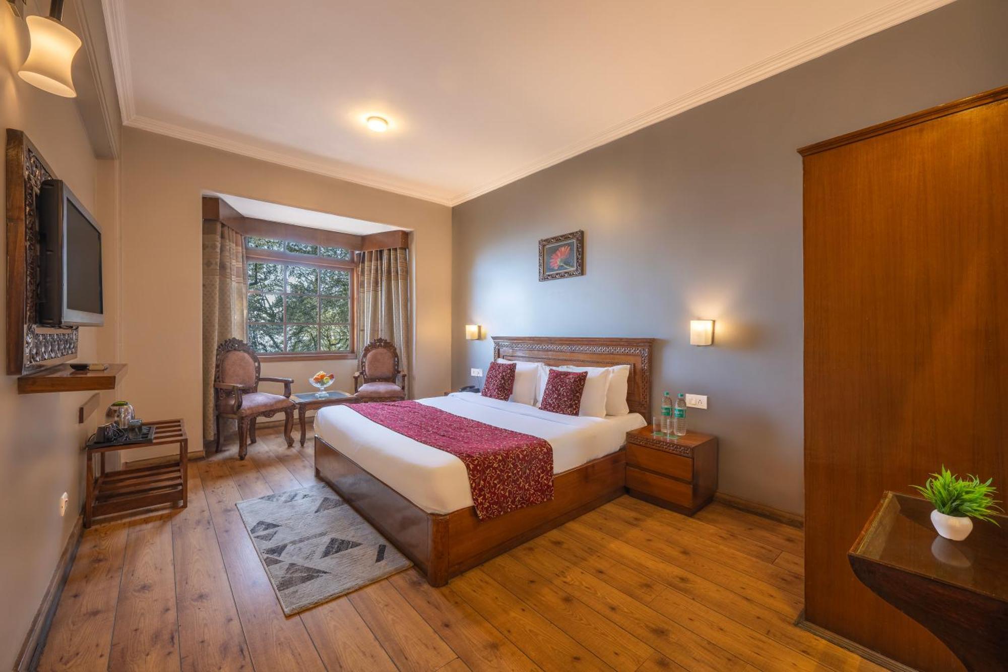Hotel Wingait - Near Mall Road Shimla