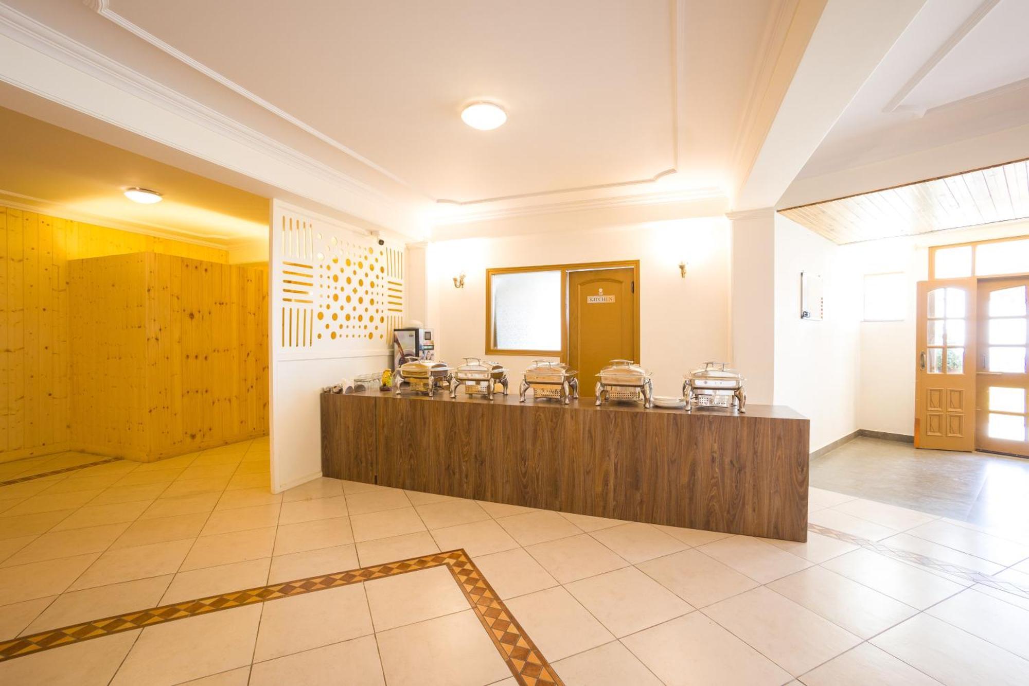 Villa Elivaas 2 Bhk With Hills View & Restaurant - Hemkunj Bloom