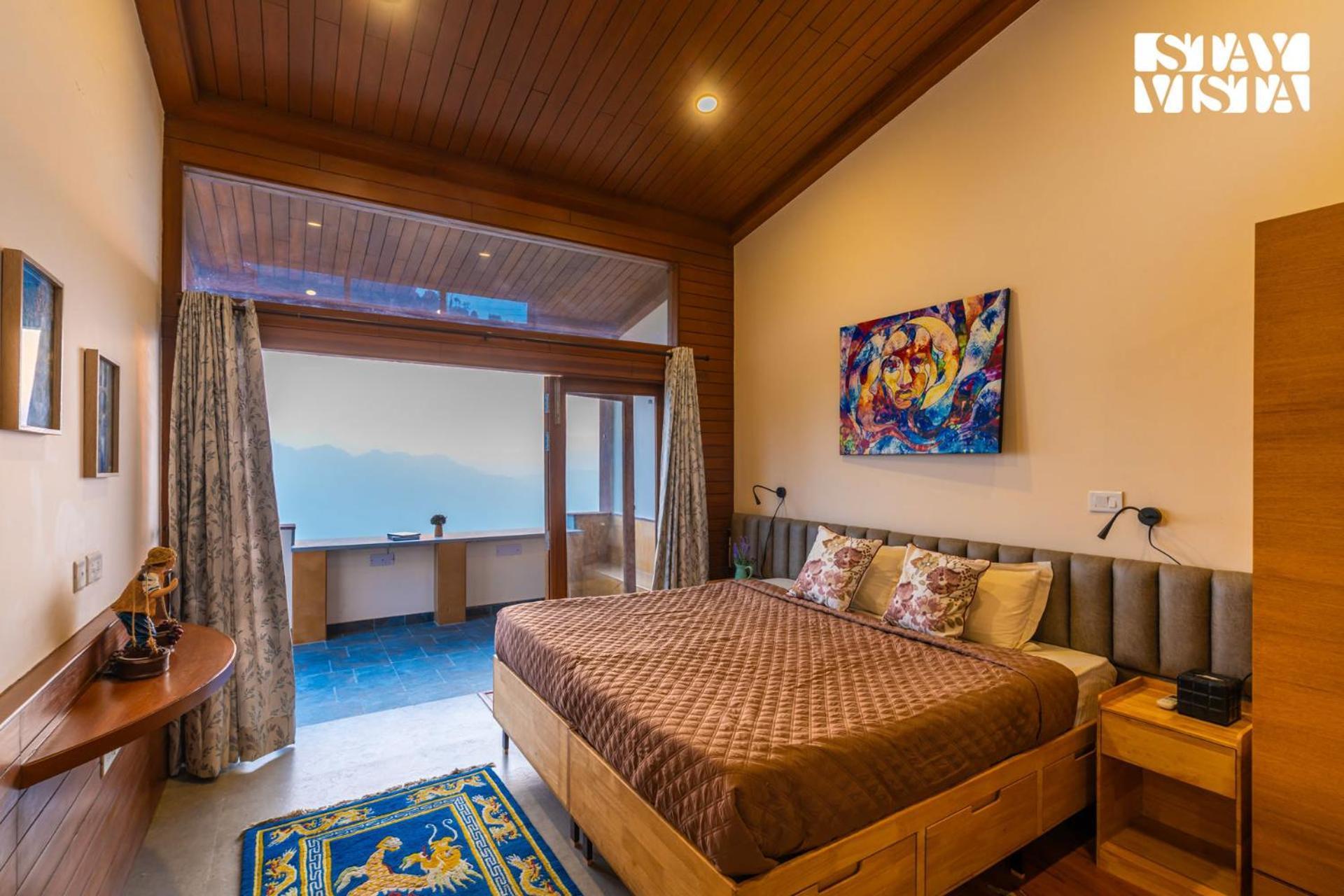 Villa Stayvista At Elm - Elysium Estate With Complimentary Hi-tea, Hill View, Lawn
