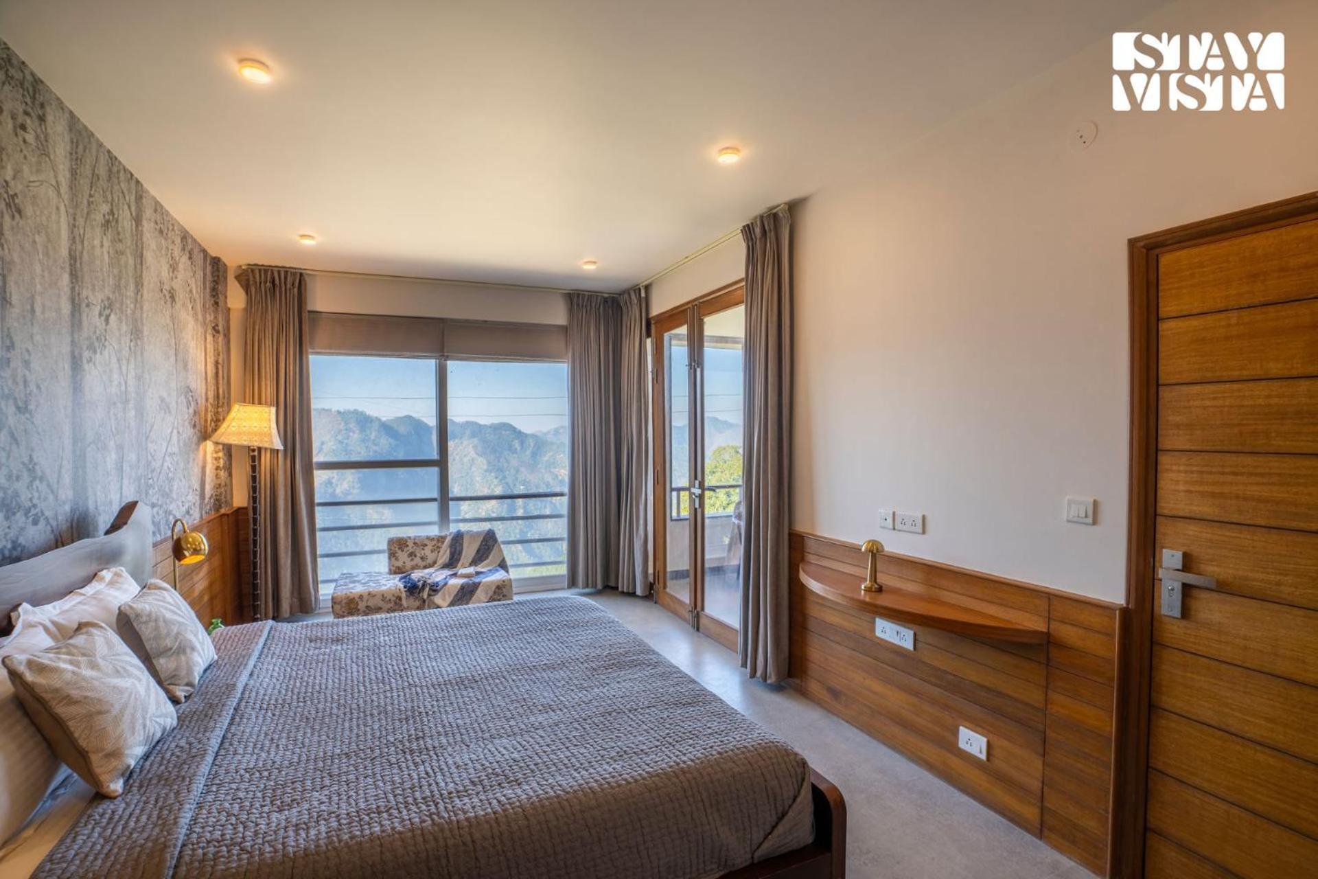 Stayvista At Grove - Elysium Estate With Hill View, Lawn * Shimla
