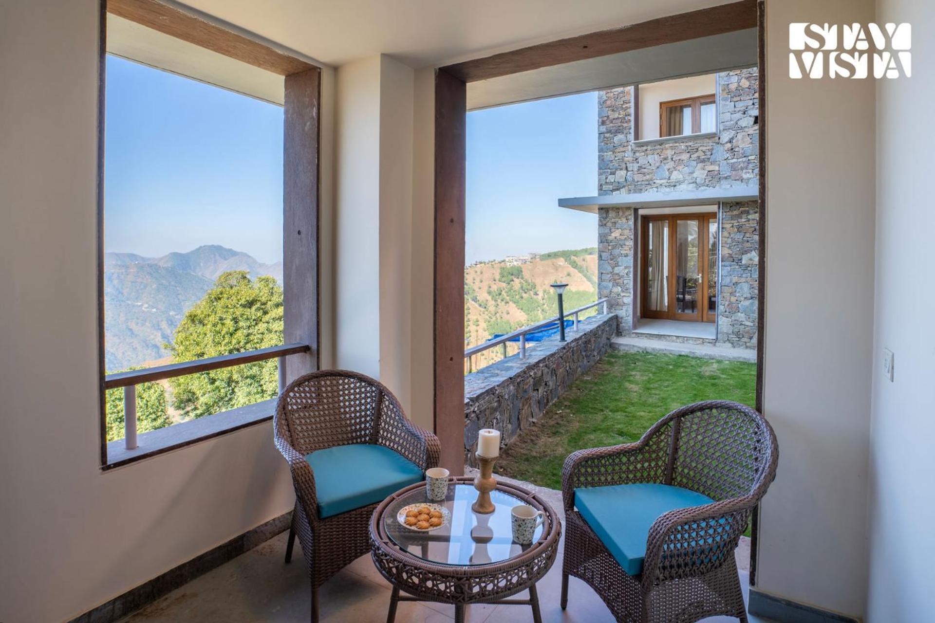 Stayvista At Grove - Elysium Estate With Hill View, Lawn
