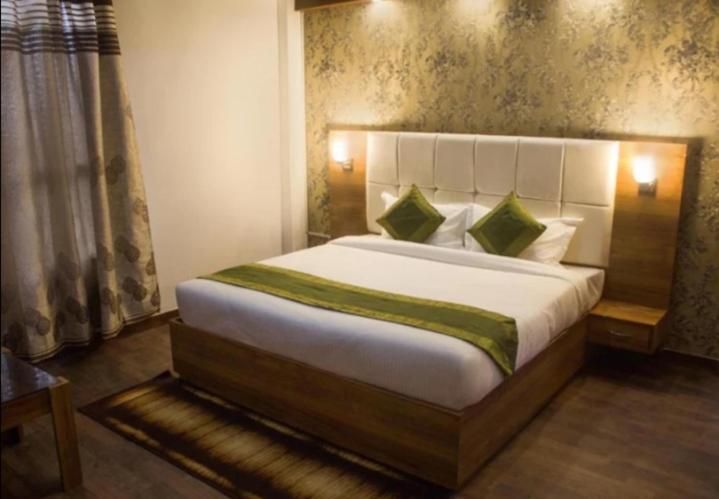 The Golden Paradise Hotel