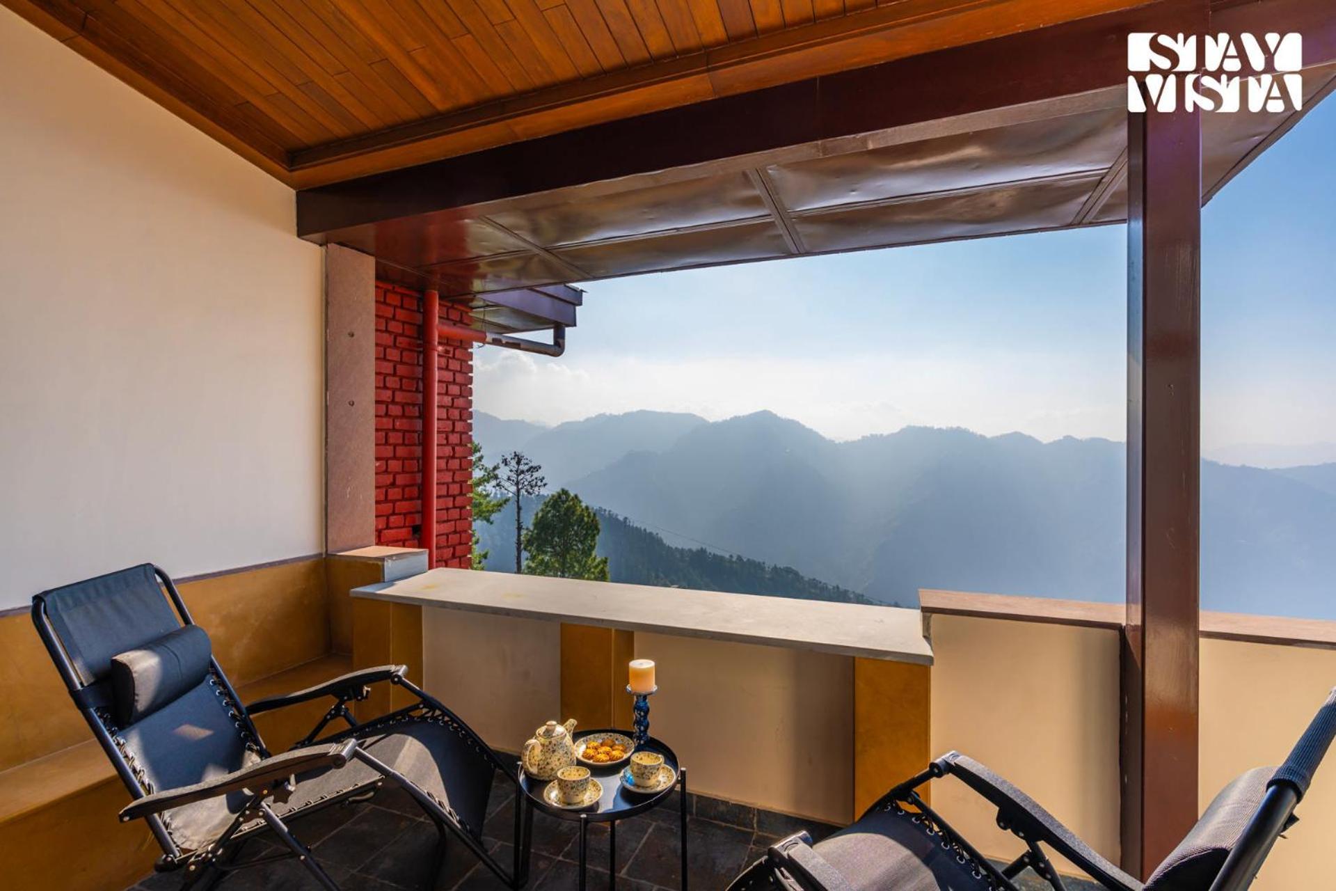 Villa Stayvista At Cheerio - Elysium Estate 2br With Valley View Shimla