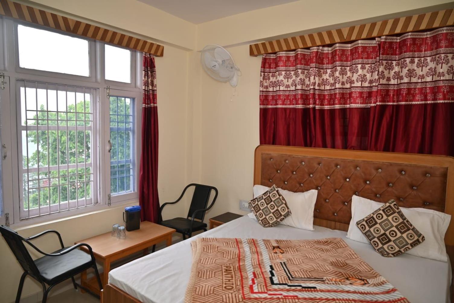 The Boho Near Mall Bed & Breakfast Shimla