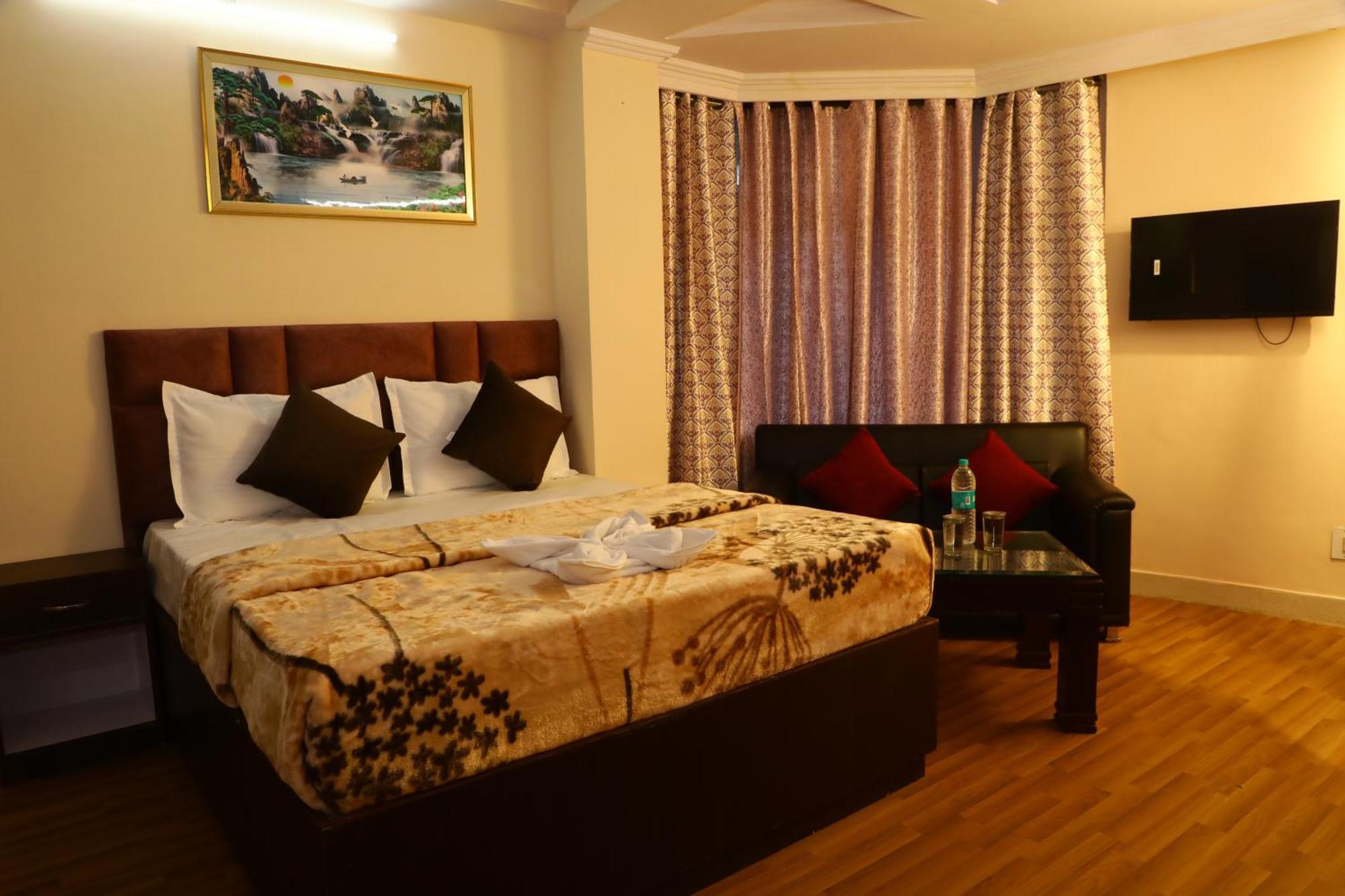 Sapphire Bed & Breakfast *
