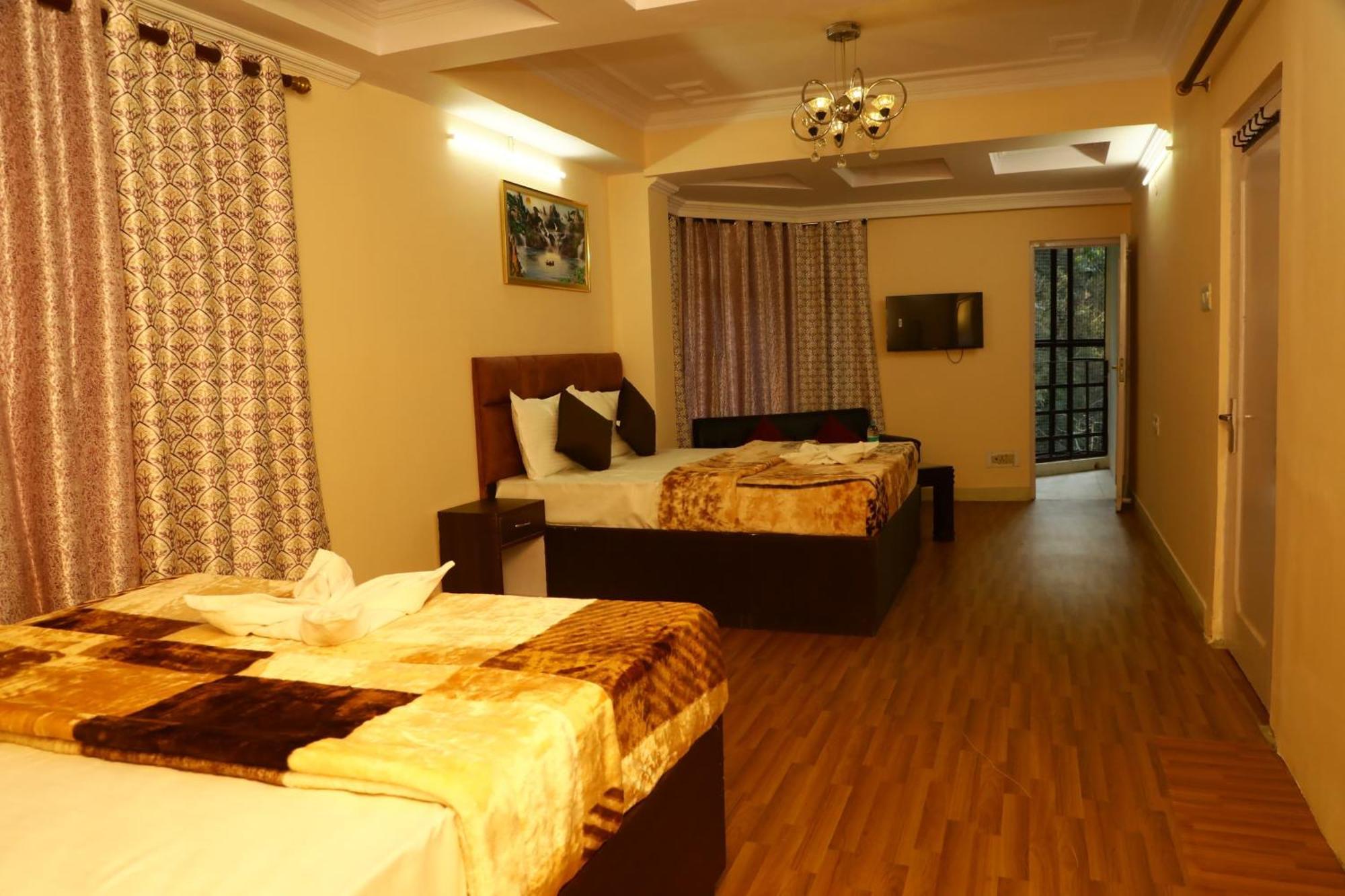 Sapphire * Shimla