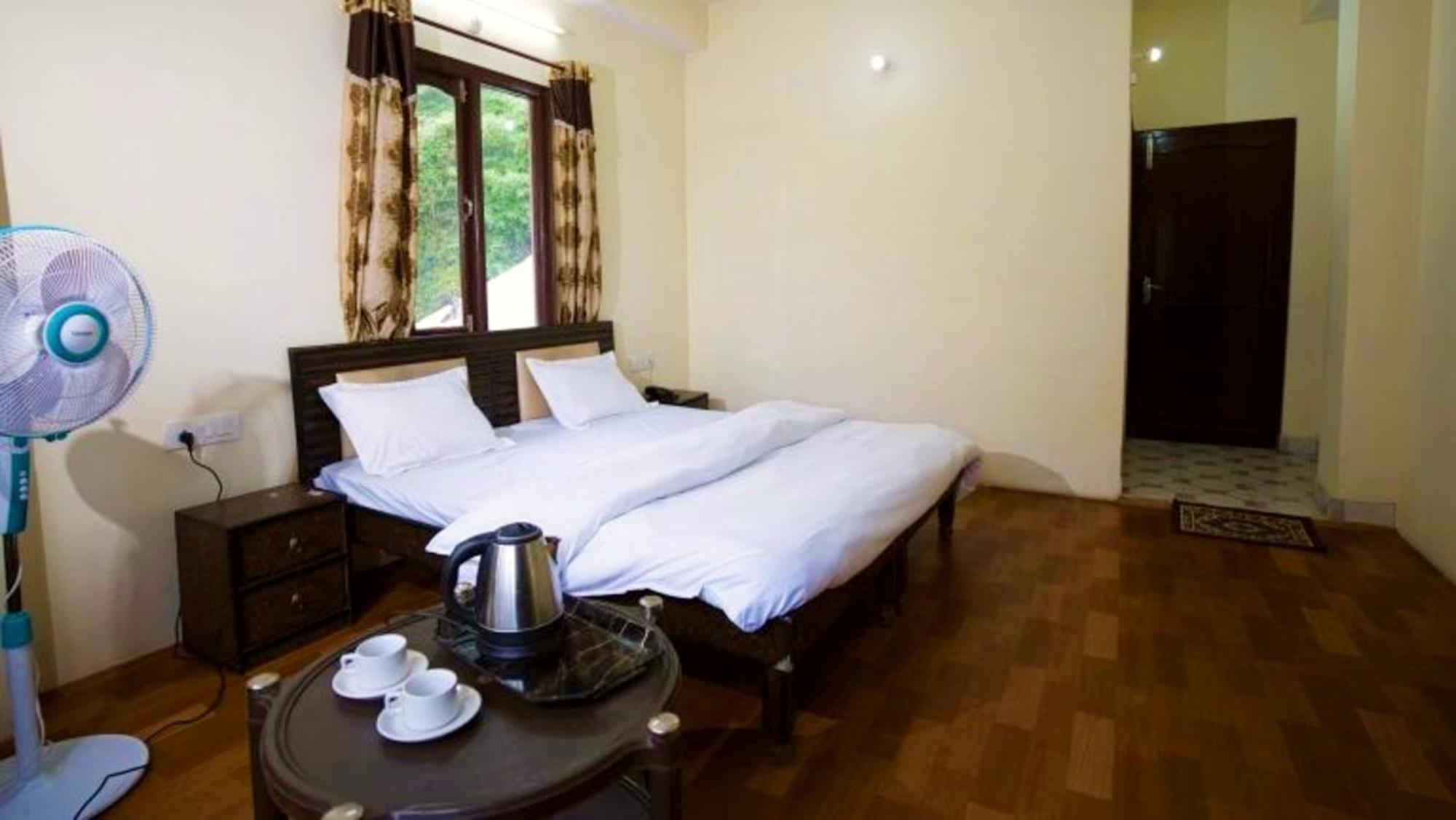 Bed & Breakfast Boho Regency